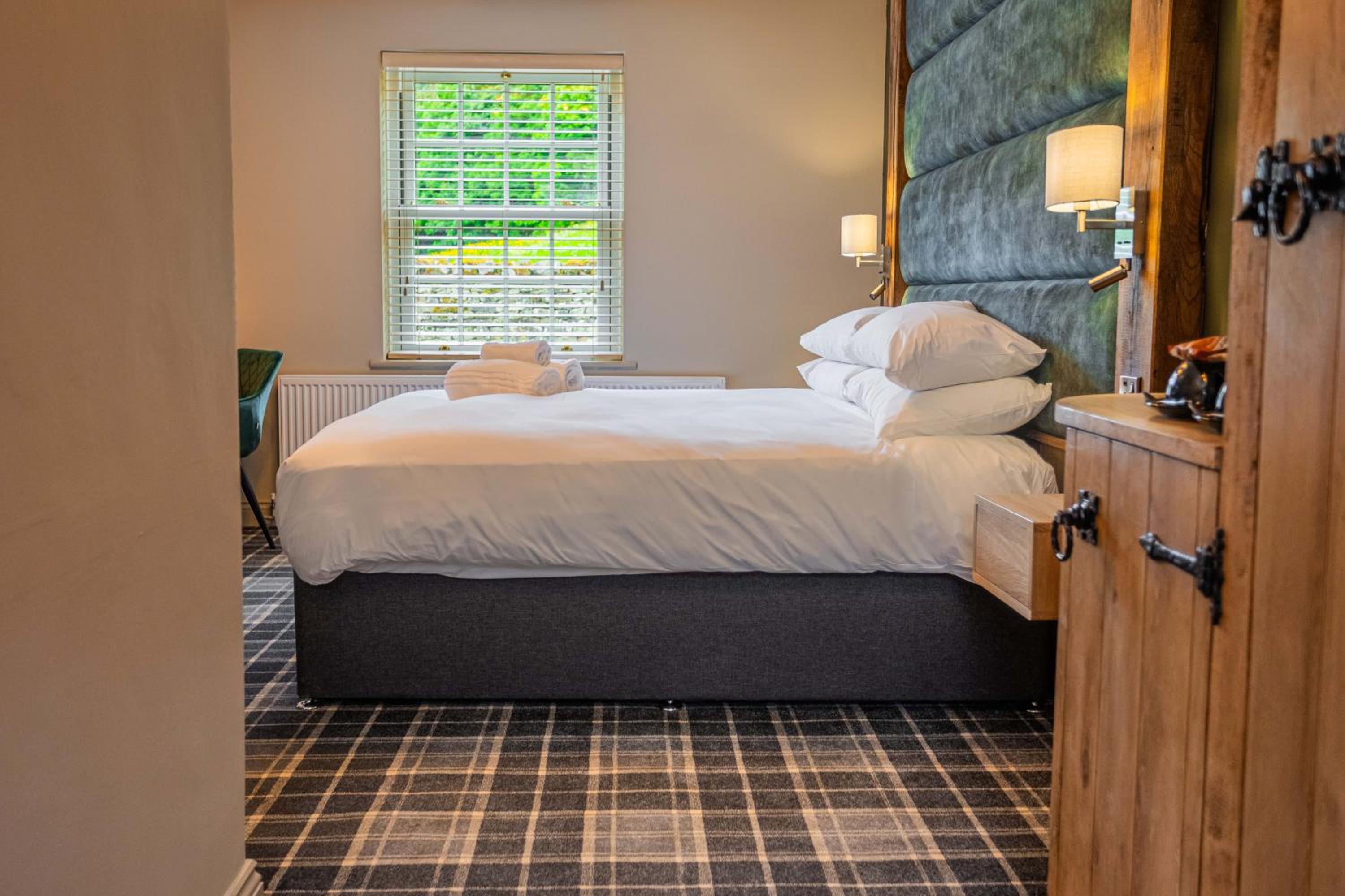 Deluxe Twin Room - Photo 8