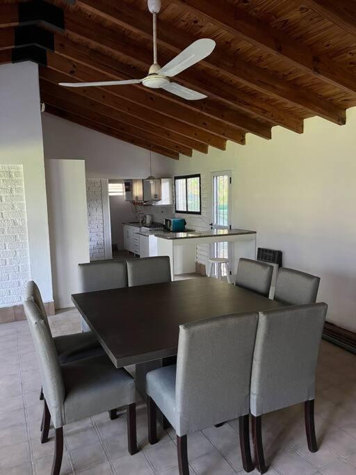 Four-Bedroom House photo 3