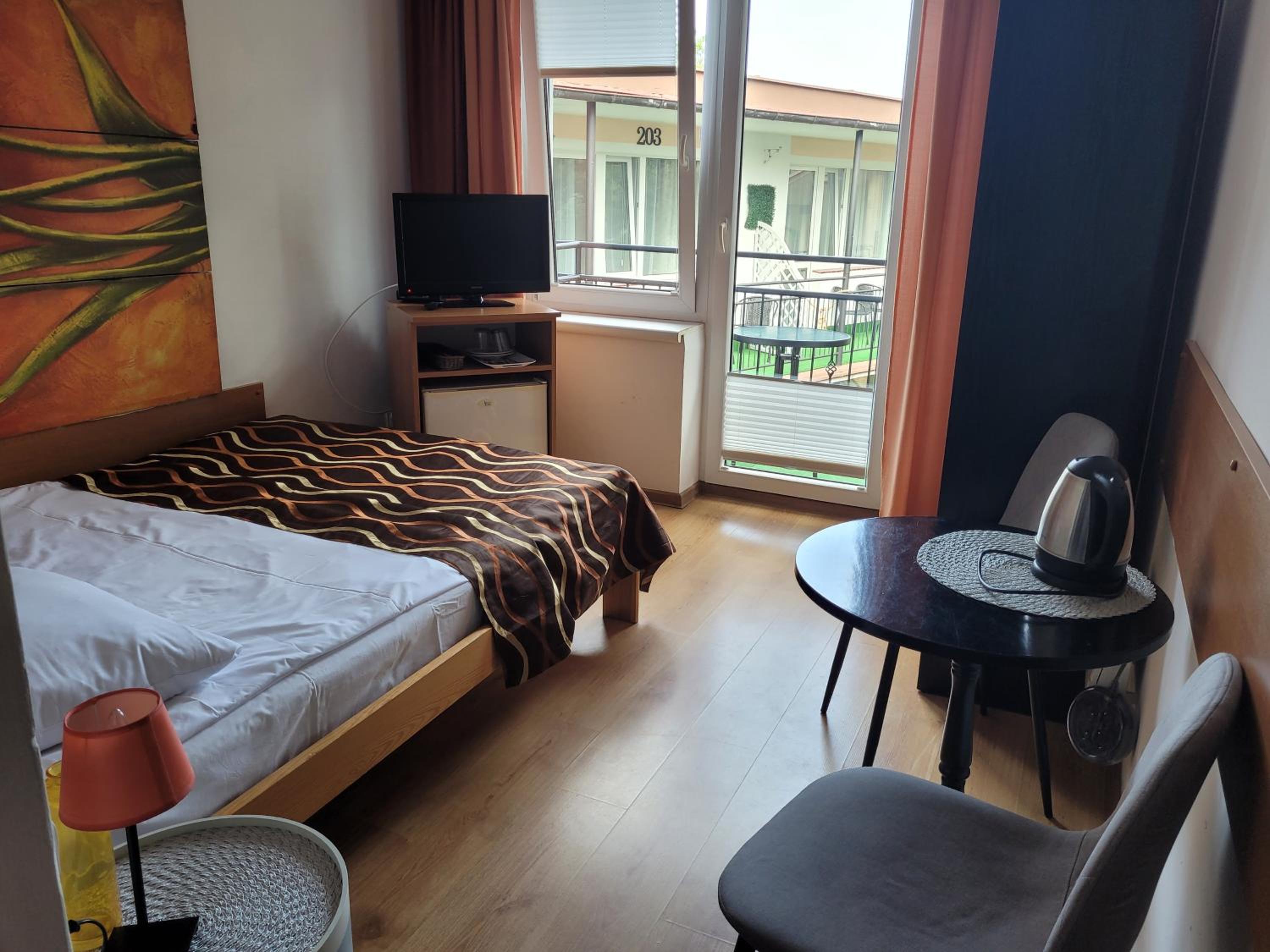 Small Double Room photo 3