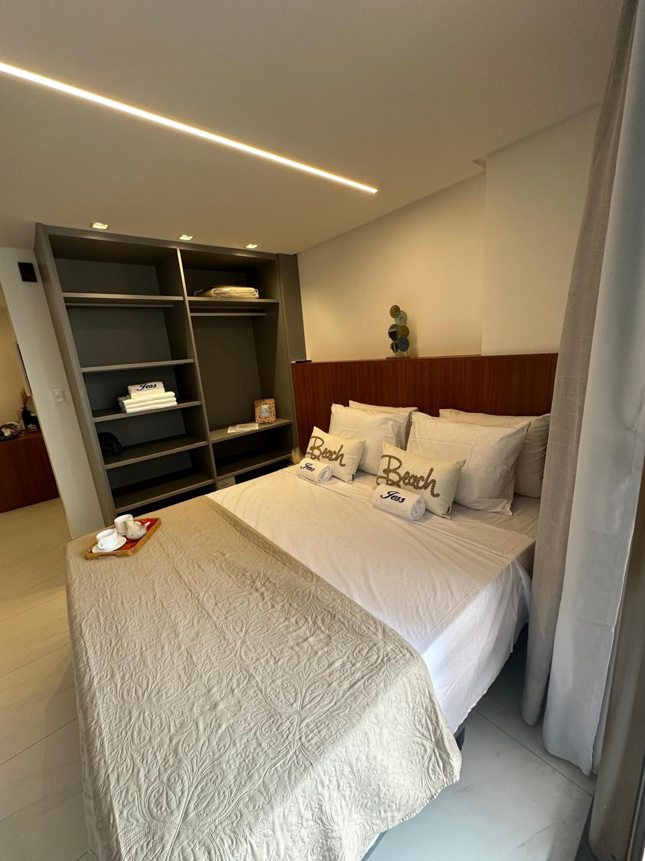 One-Bedroom Apartment With City View photo 3
