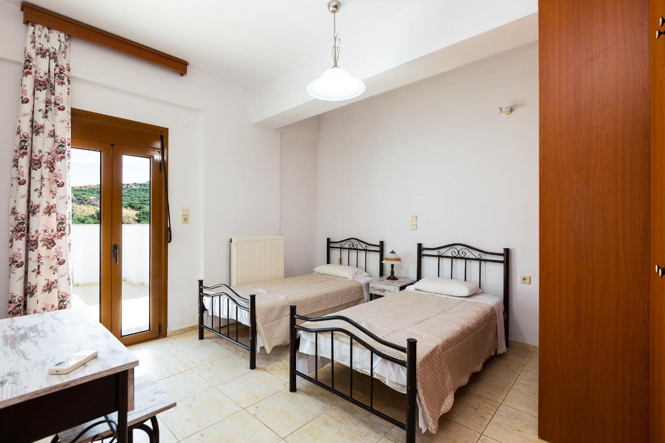 Villa photo 1