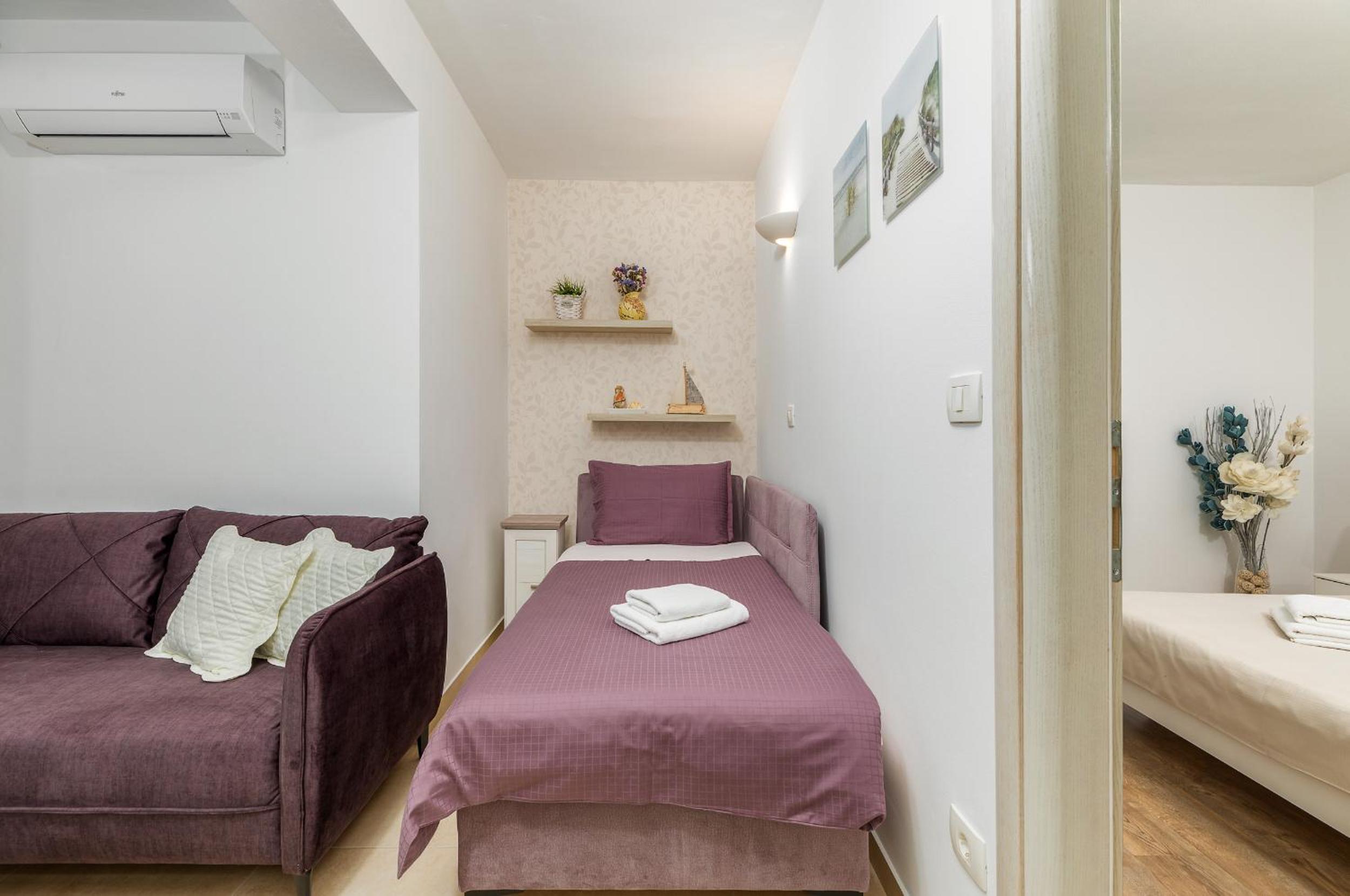 Two-Bedroom Apartment with Terrace photo 2