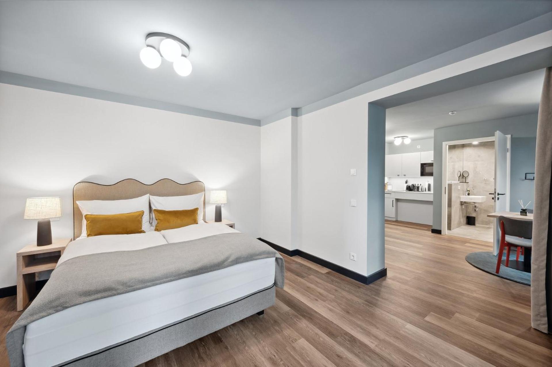 Room with terrace (Basement)