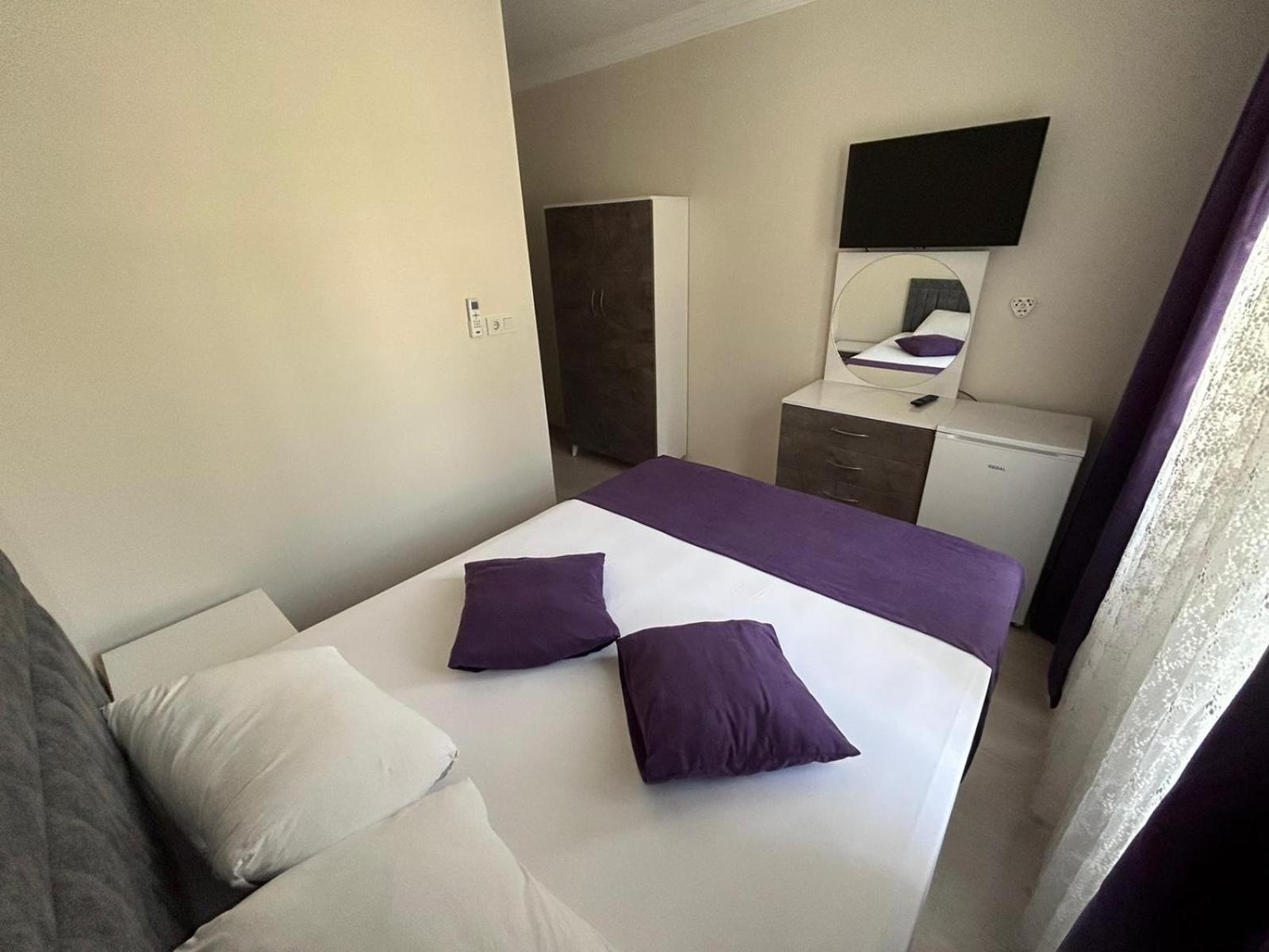 Standard Double Room - Photo 2