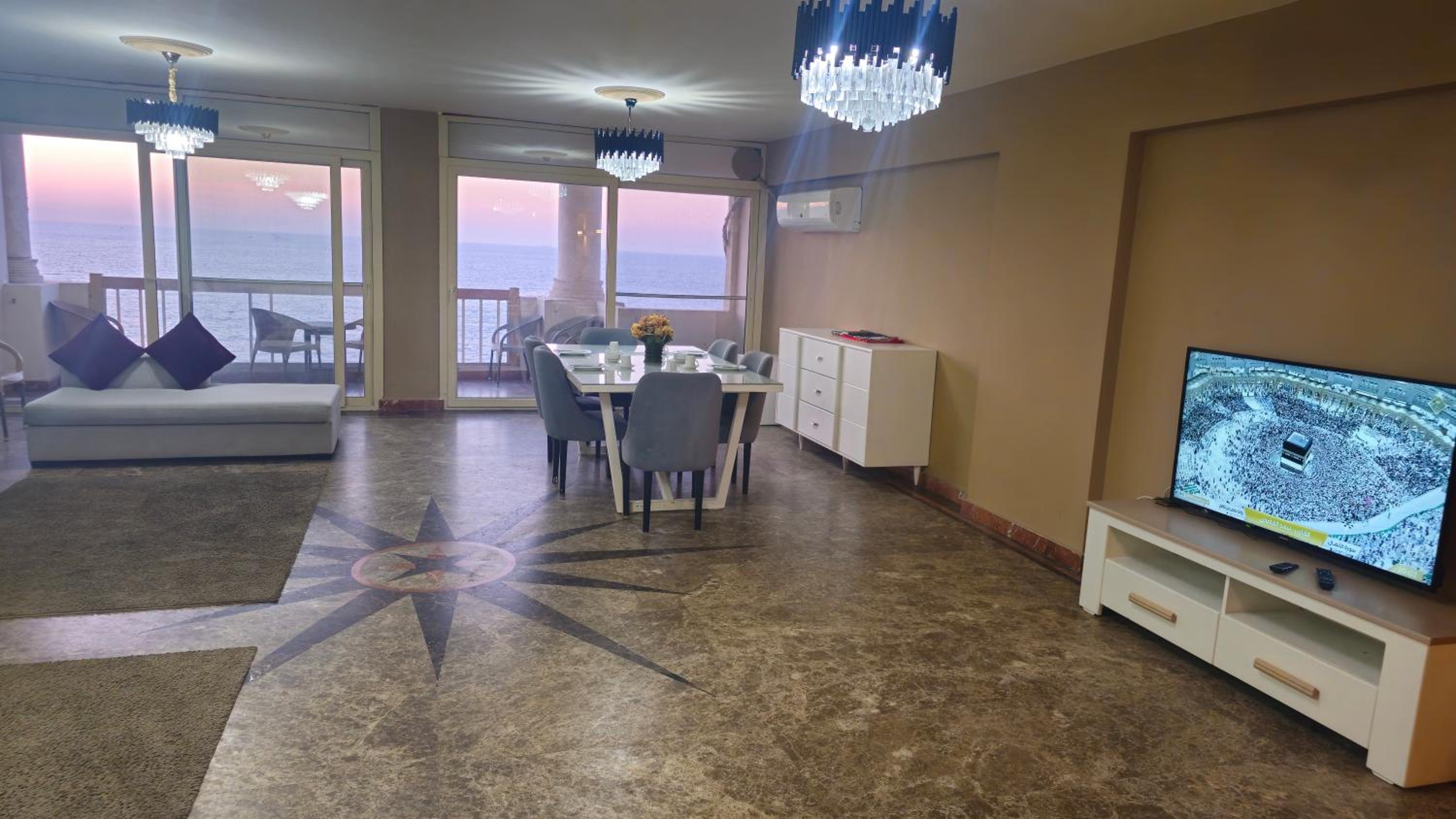 Apartment with Sea View photo 2