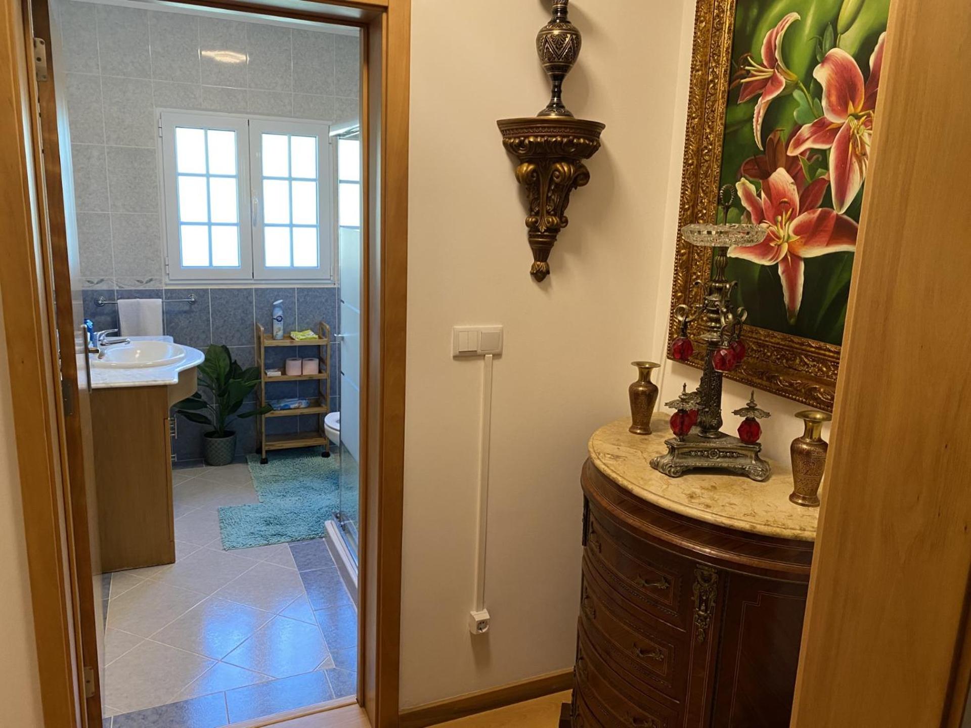 Queen Room photo 3