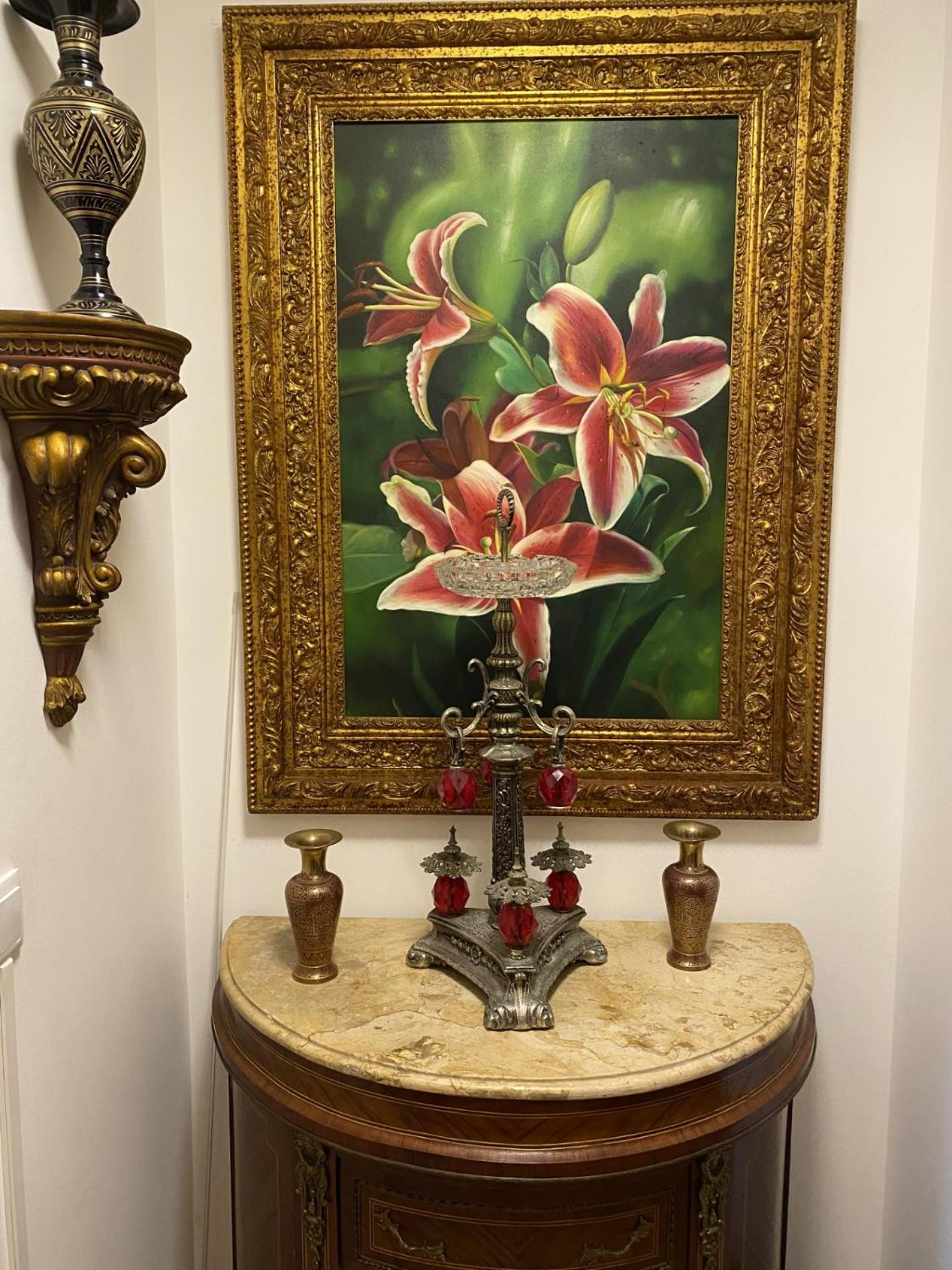 Queen Room photo 2