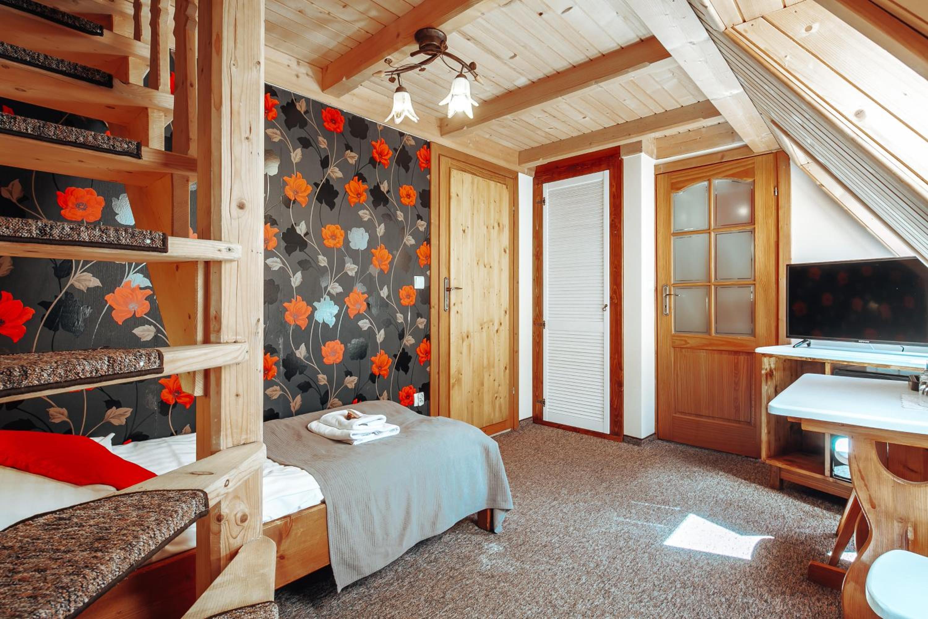 Triple Room - Photo 5