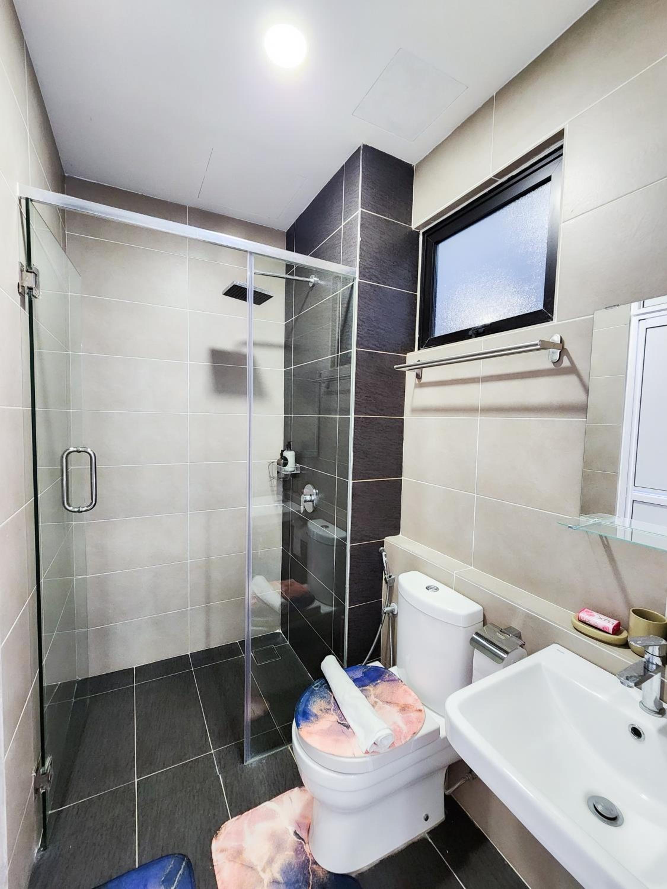 One-Bedroom Apartment photo 3