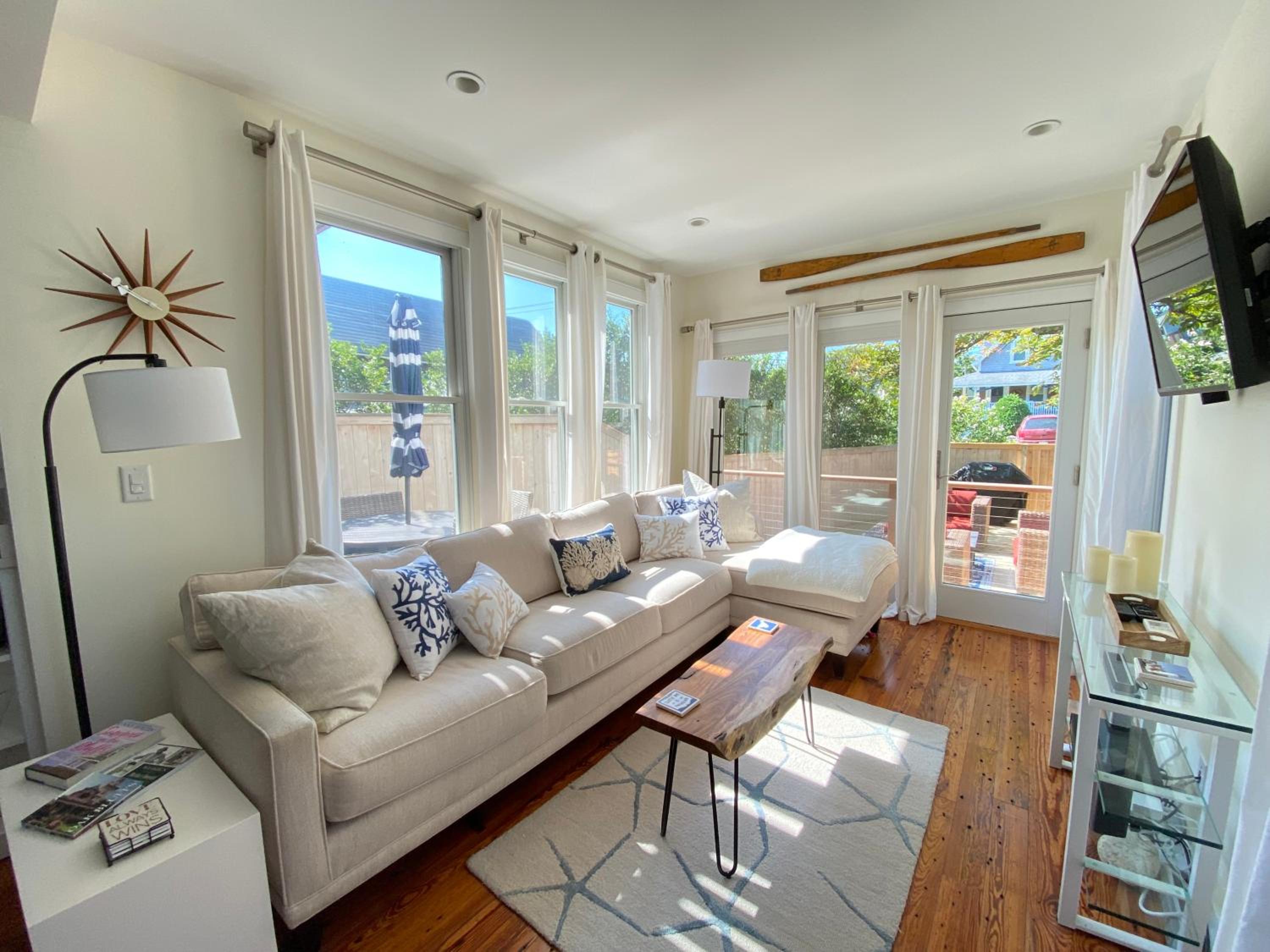 One-Bedroom House photo 2