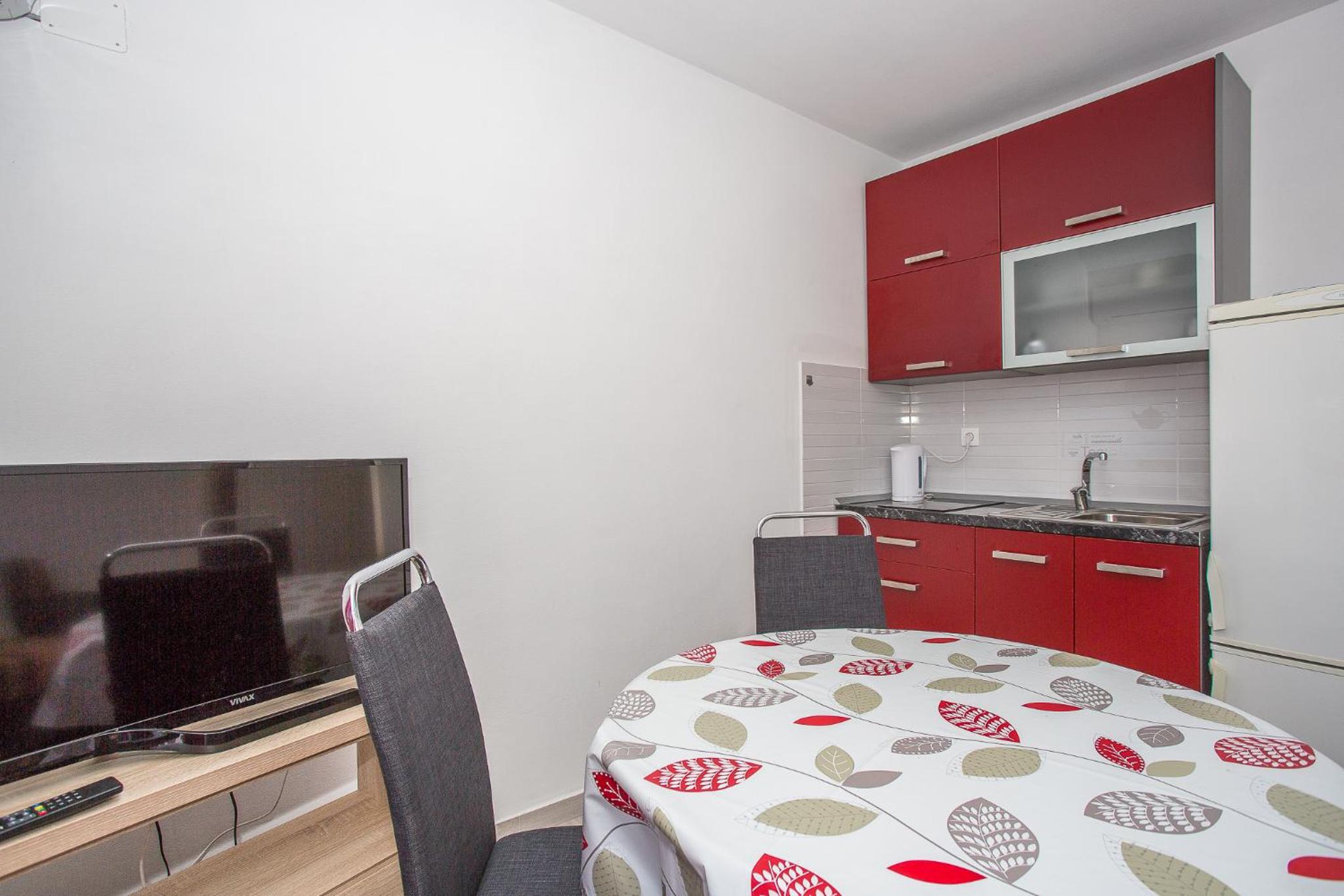 One-Bedroom Apartment with Sea View and Terrace photo 2