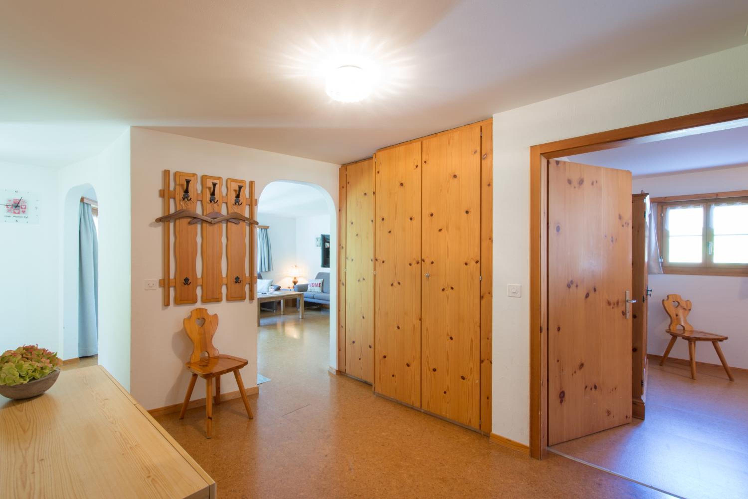 Two-Bedroom Apartment with Balcony photo 2