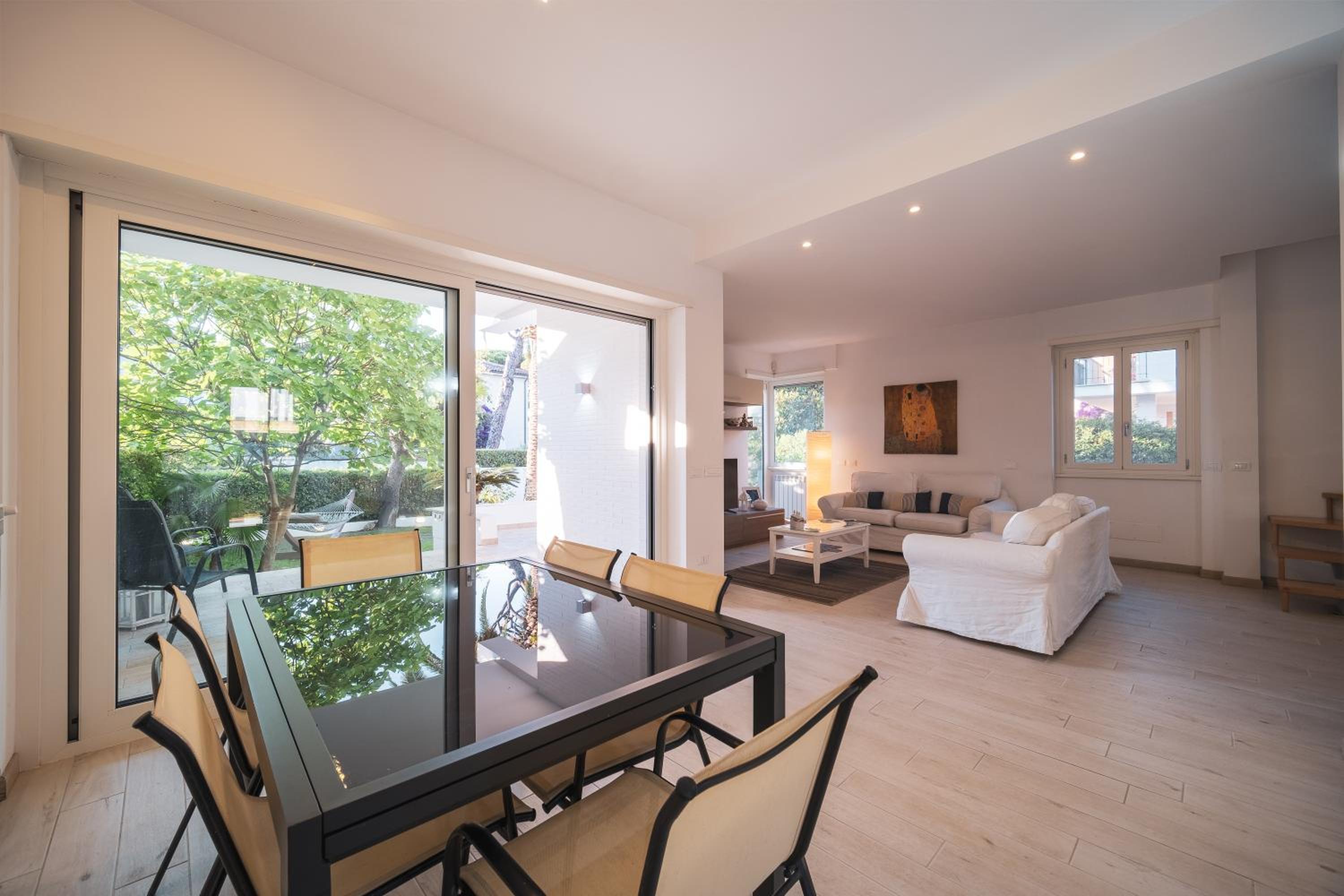 Villa photo 1