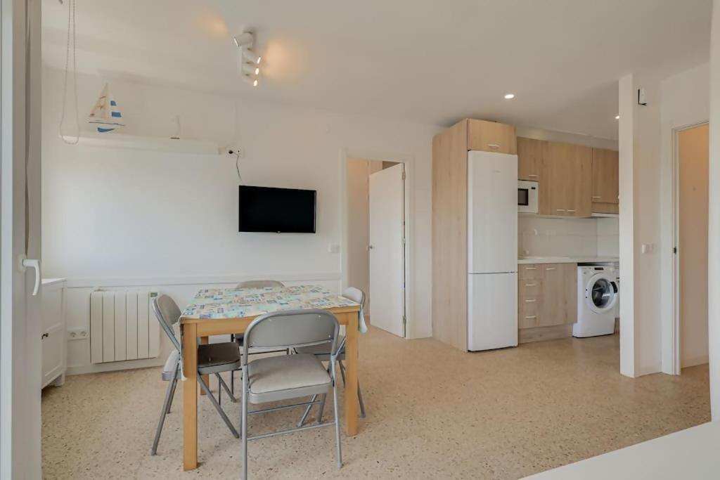 Two-Bedroom Apartment photo 3