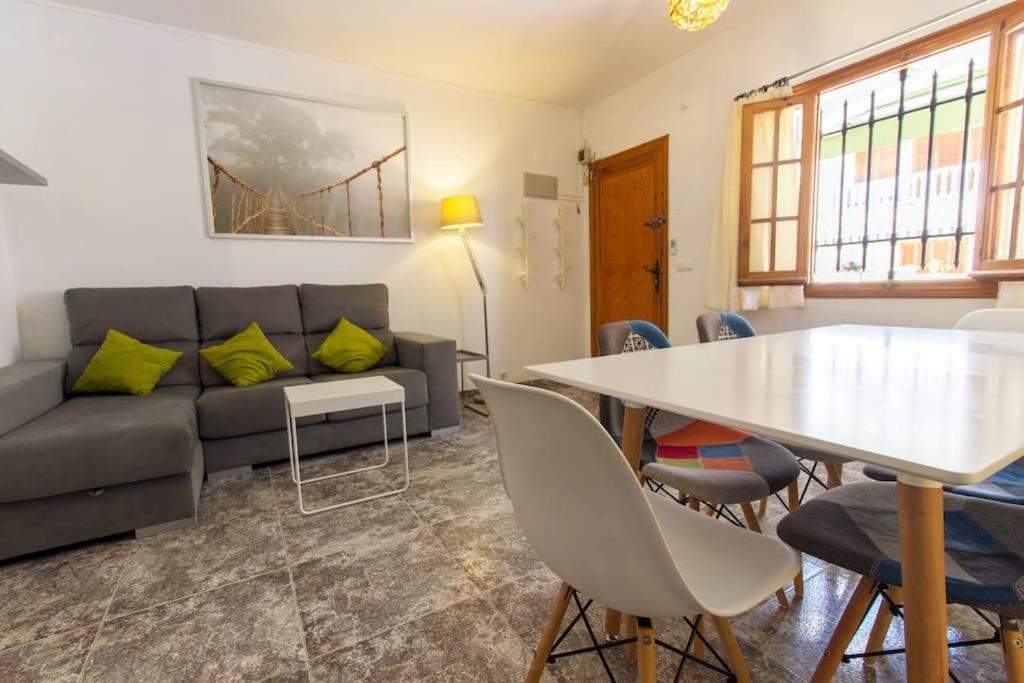Casa de tres habitaciones