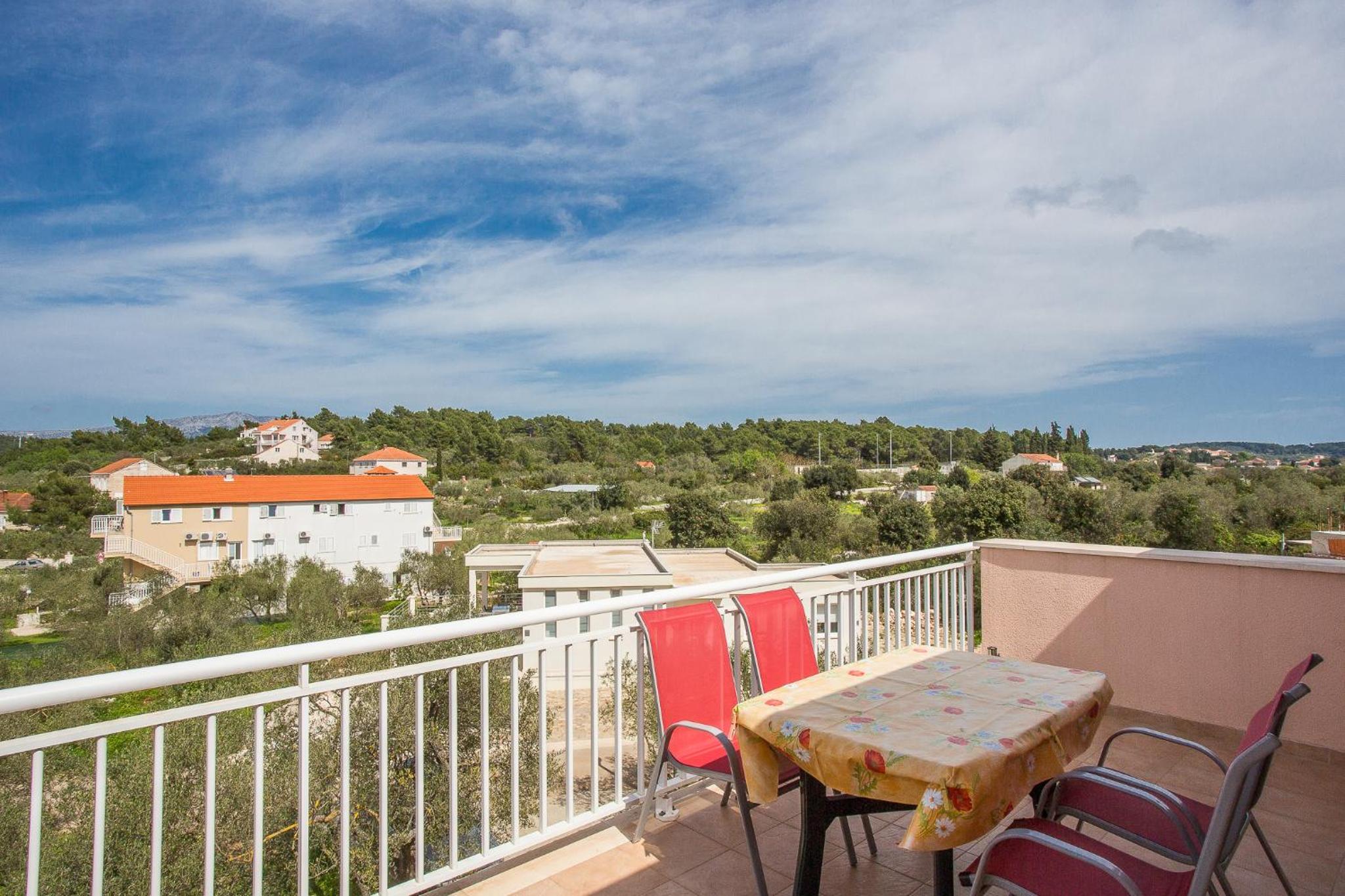 One-Bedroom Apartment with Sea View and Terrace photo 3