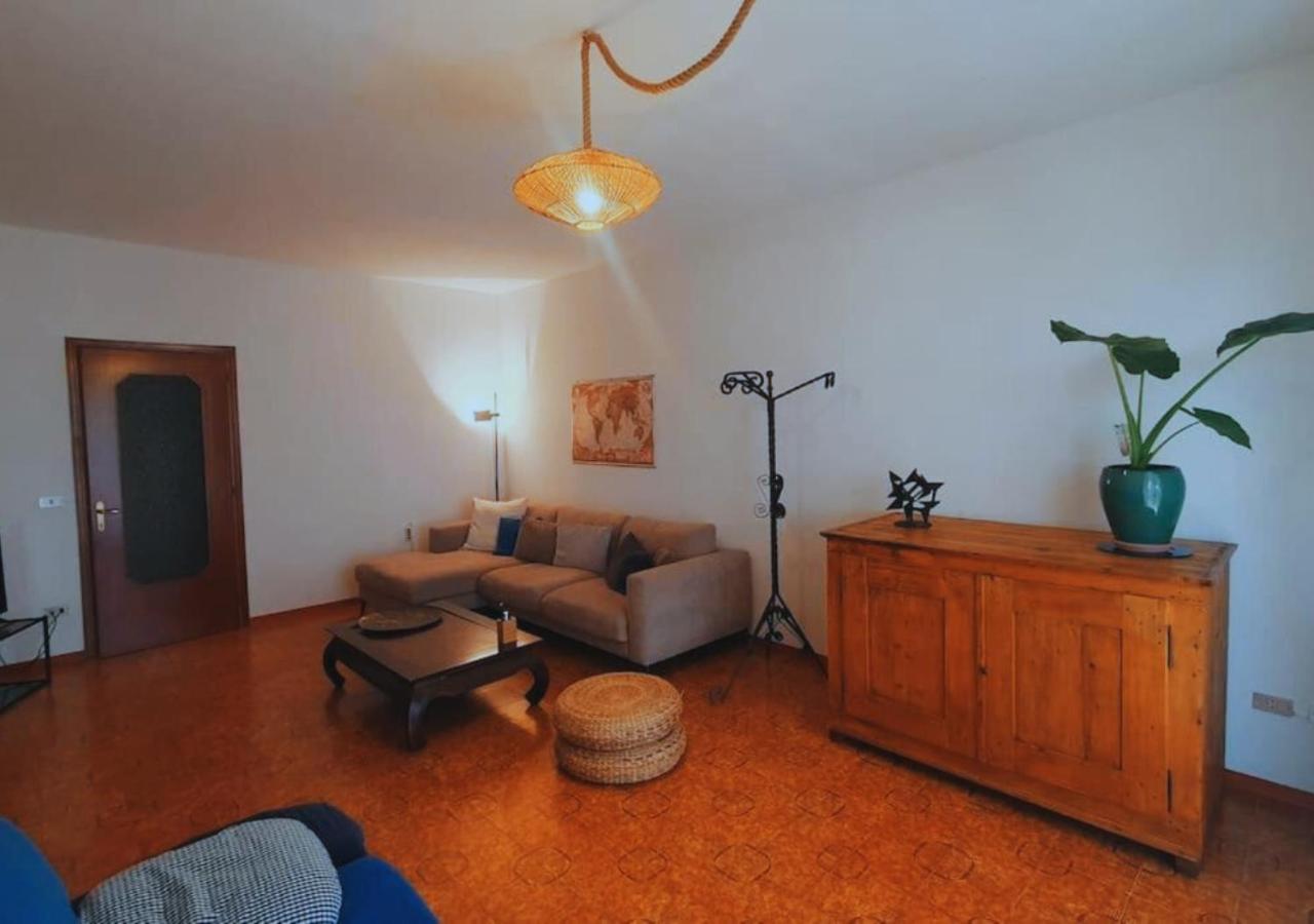Three-Bedroom Apartment photo 1
