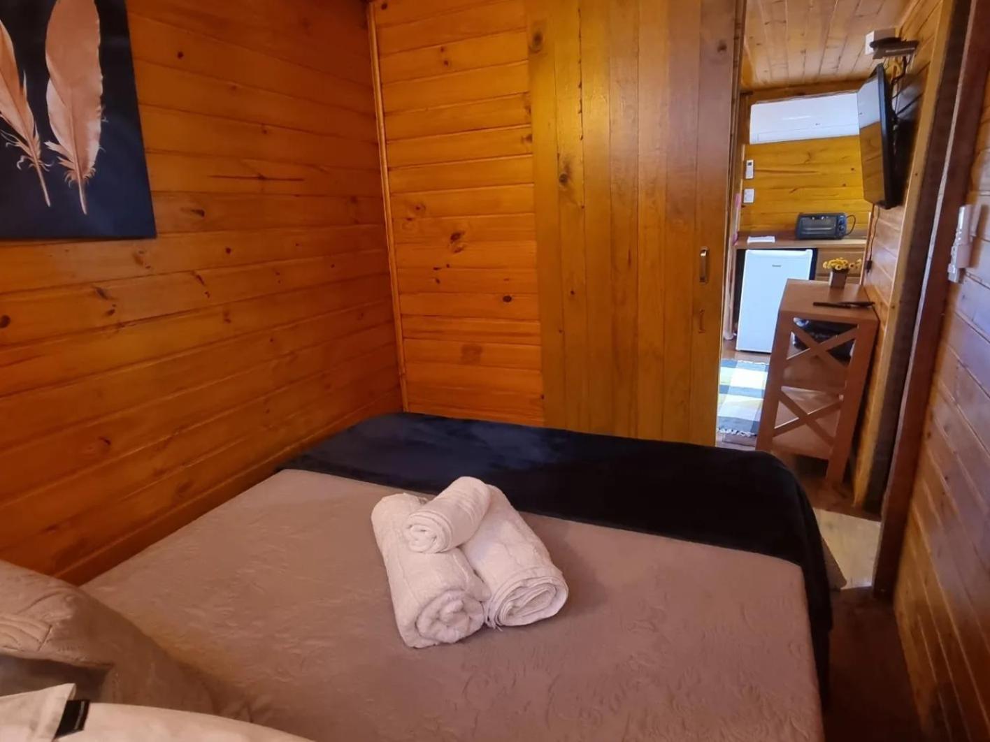 Mobile Home photo 3