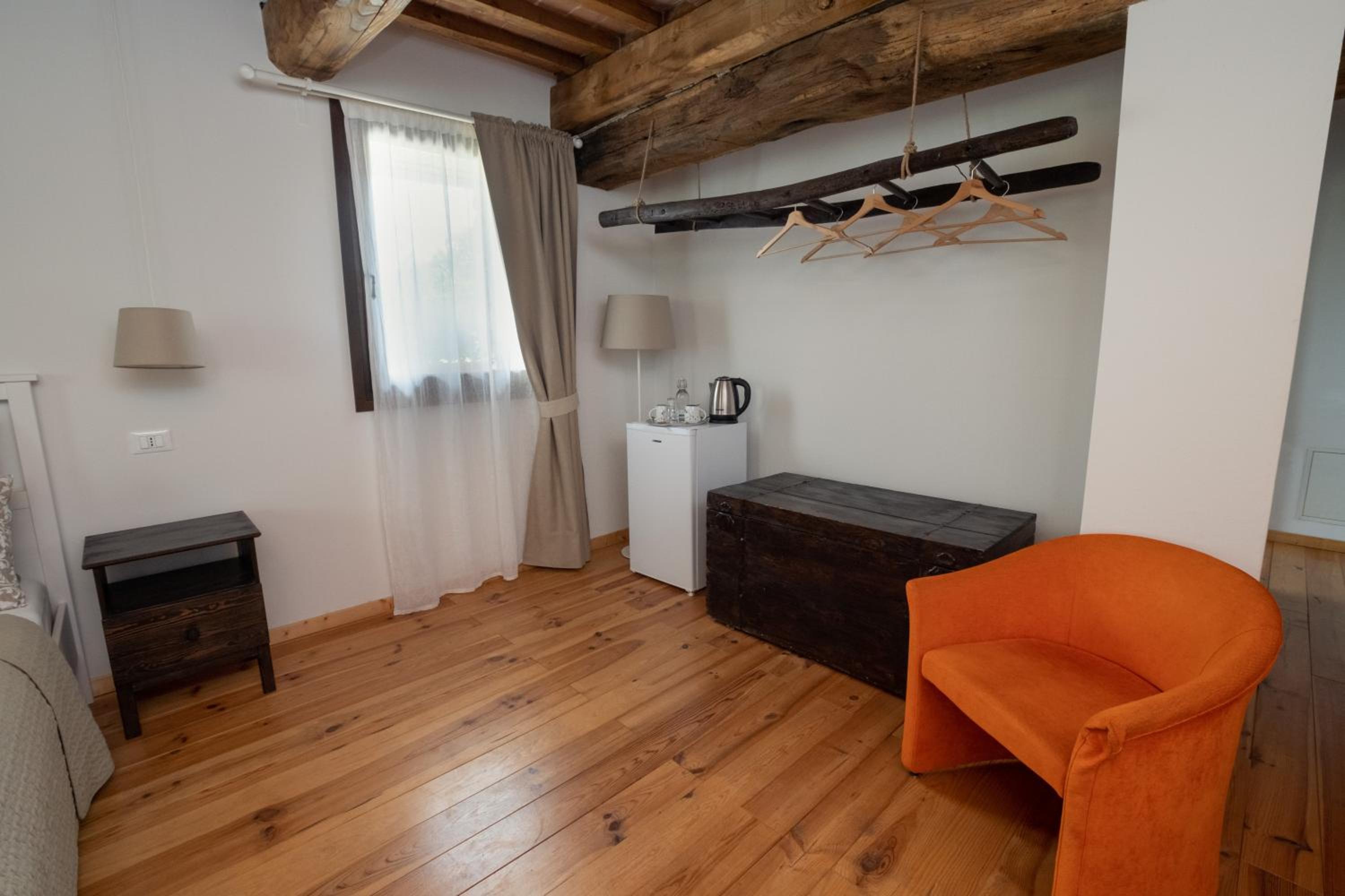 Triple Room - Photo 18