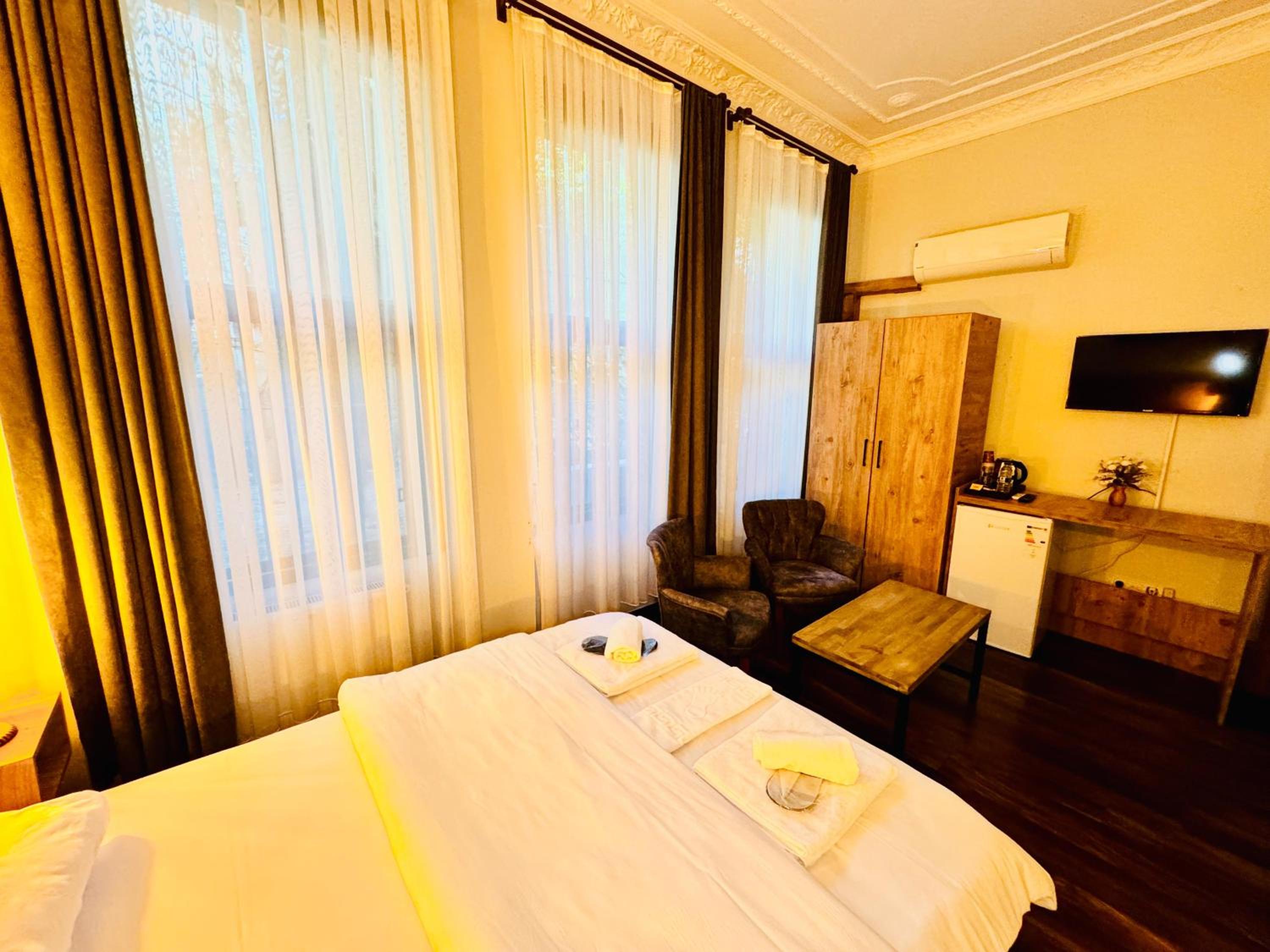 Standard Triple Room photo 3