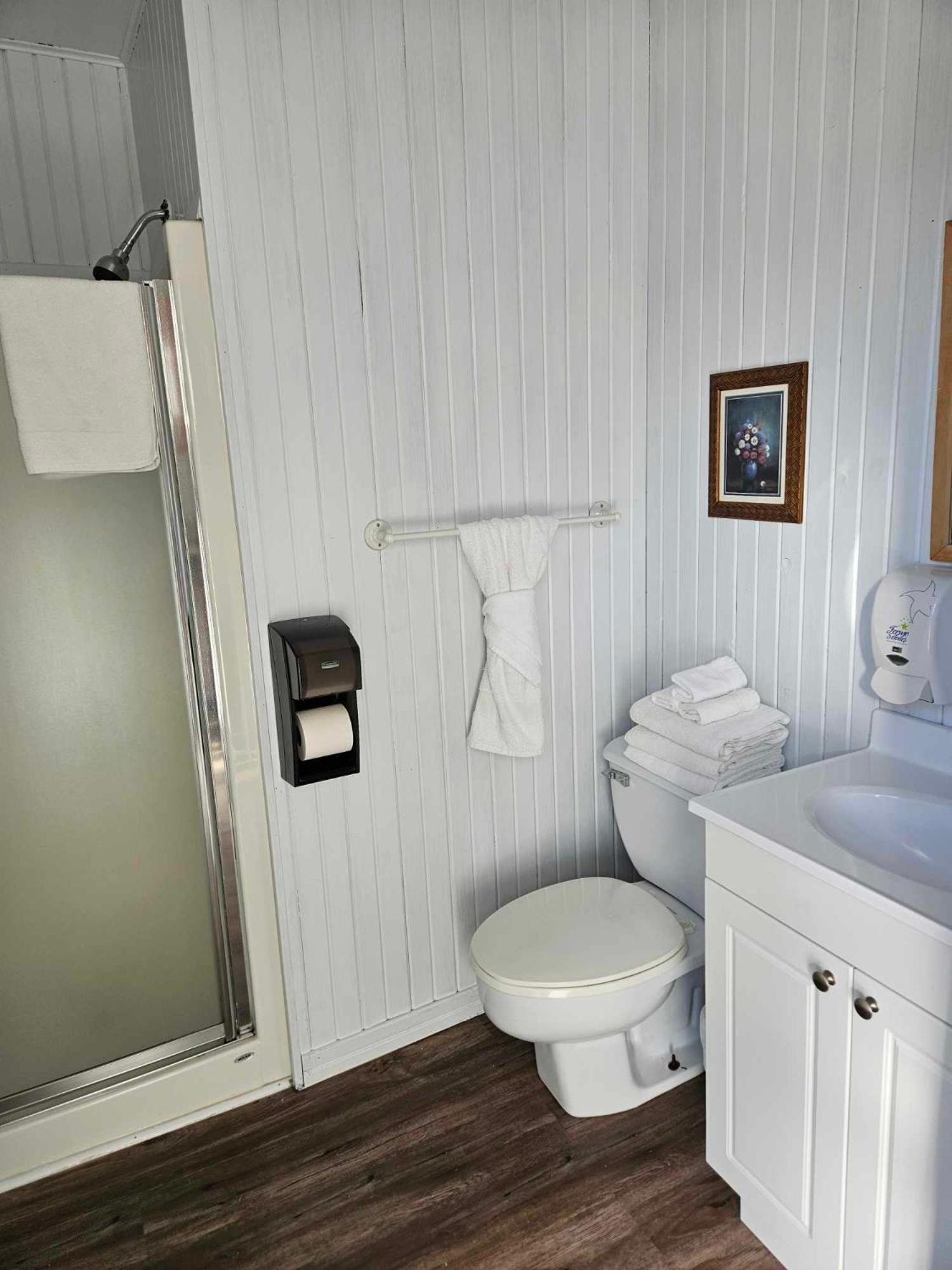 Double Room with Two Double Beds photo 3
