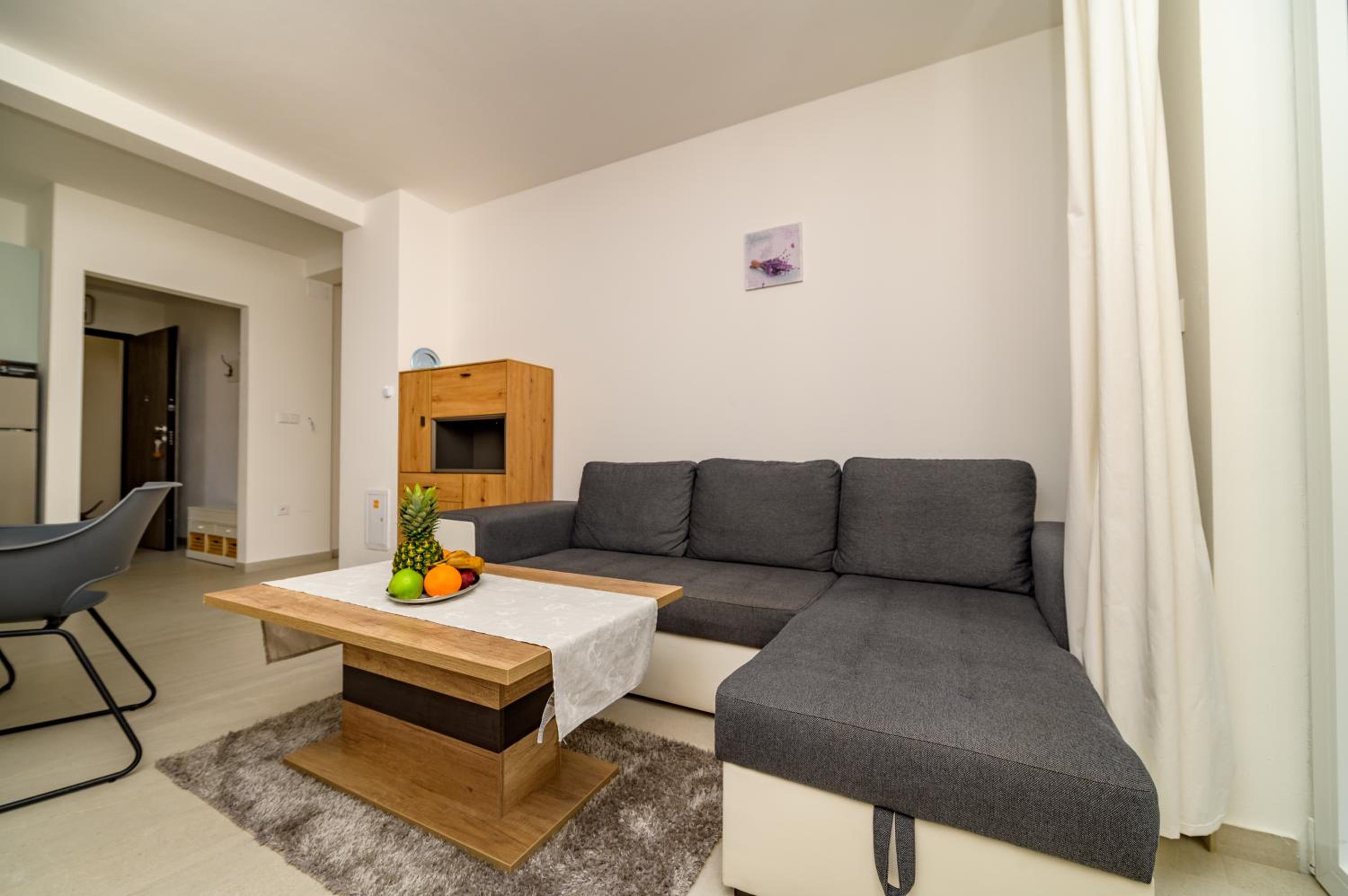 One-Bedroom Apartment with Terrace