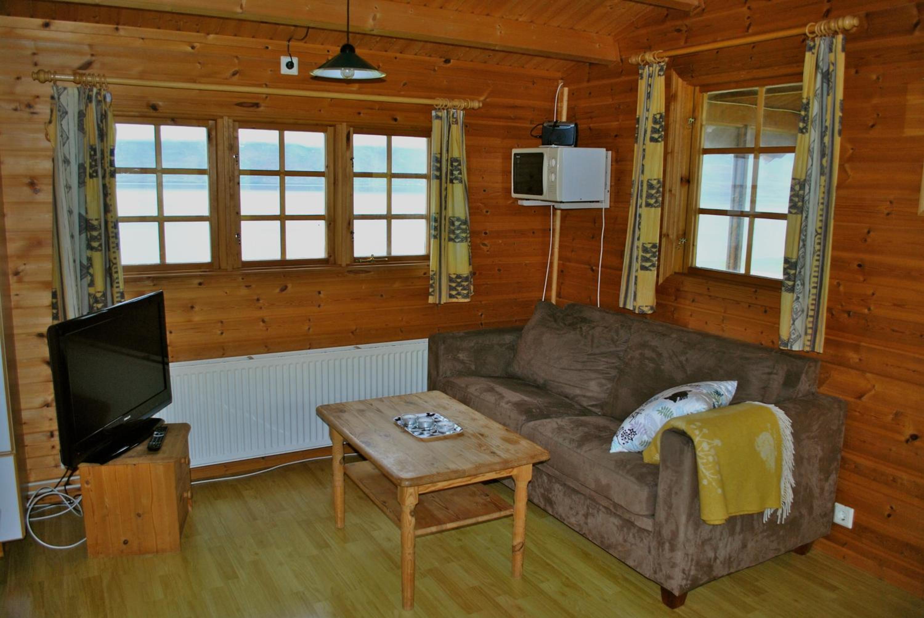 One-Bedroom House photo 2