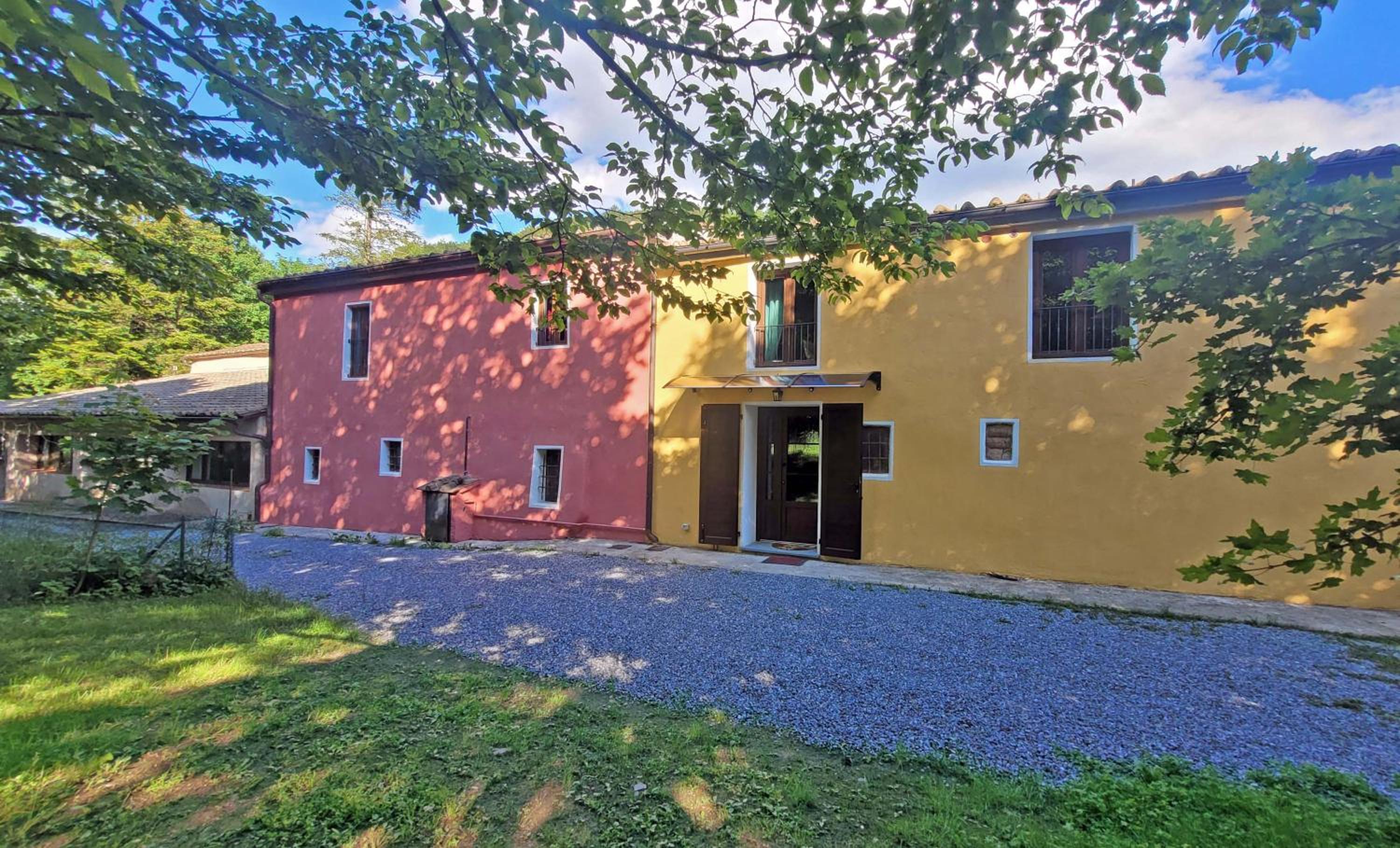 Maisonette photo 2