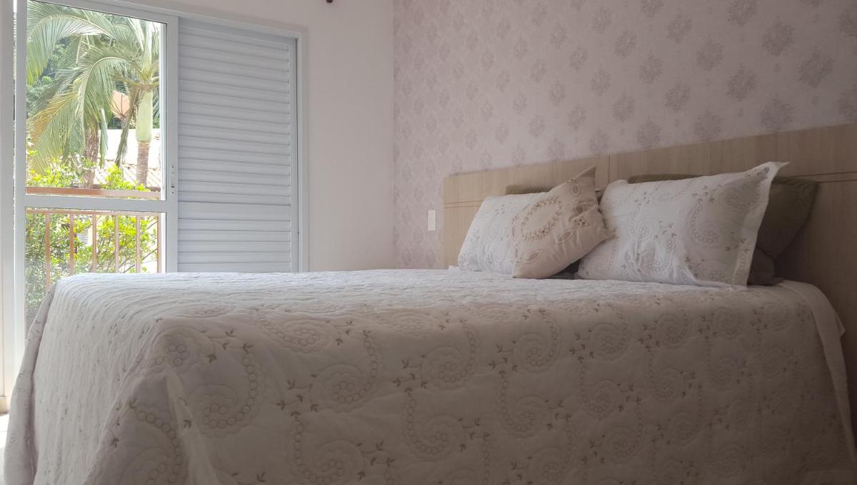 Deluxe Double Room with Bath photo 2