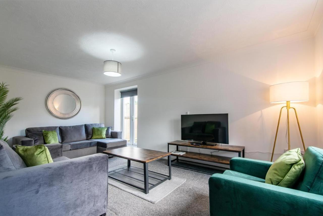 Apartment photo 1