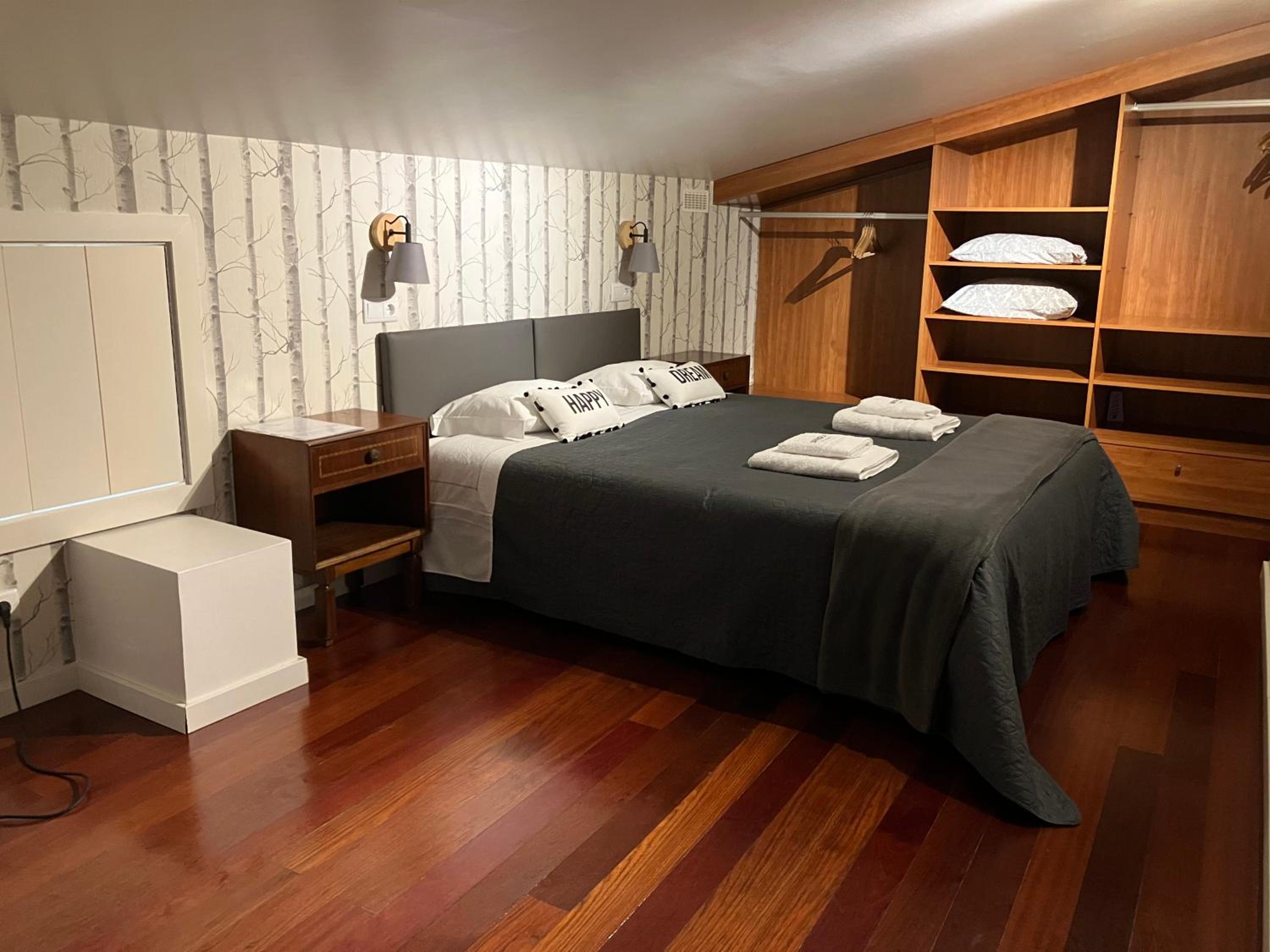 Small Double or Twin Room photo 1