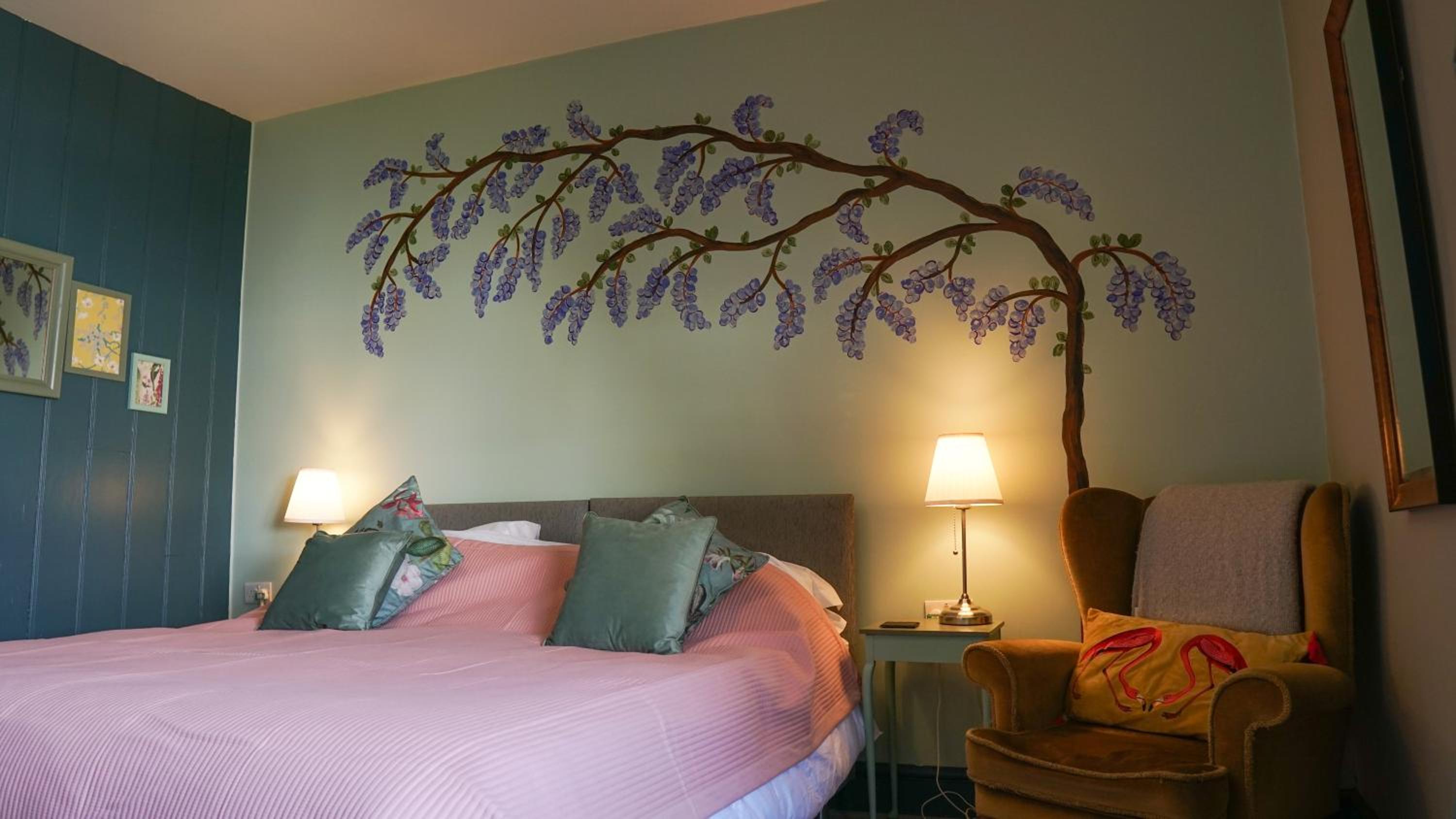 Queen Room