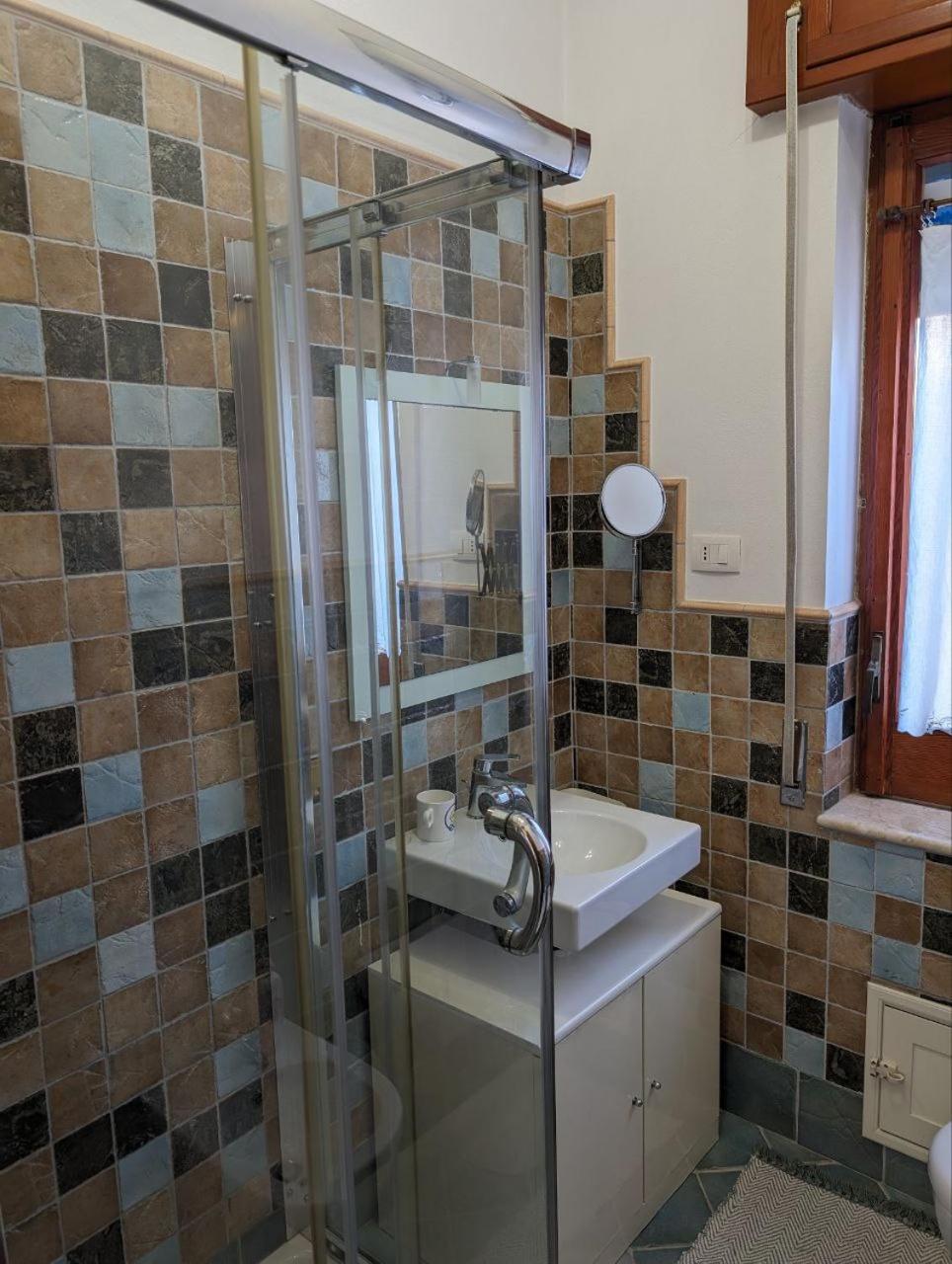 One-Bedroom House photo 3