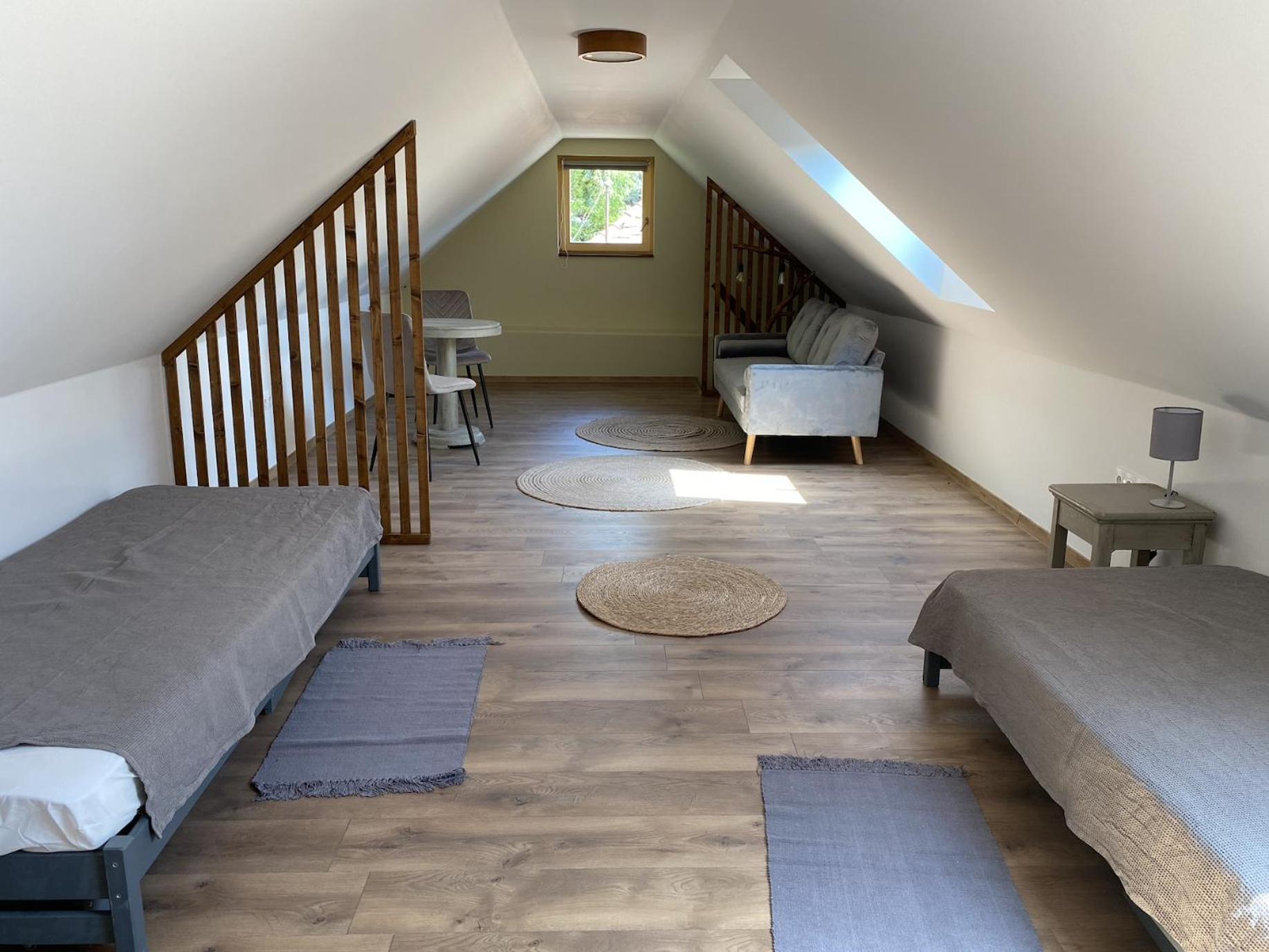 Three-Bedroom House photo 3