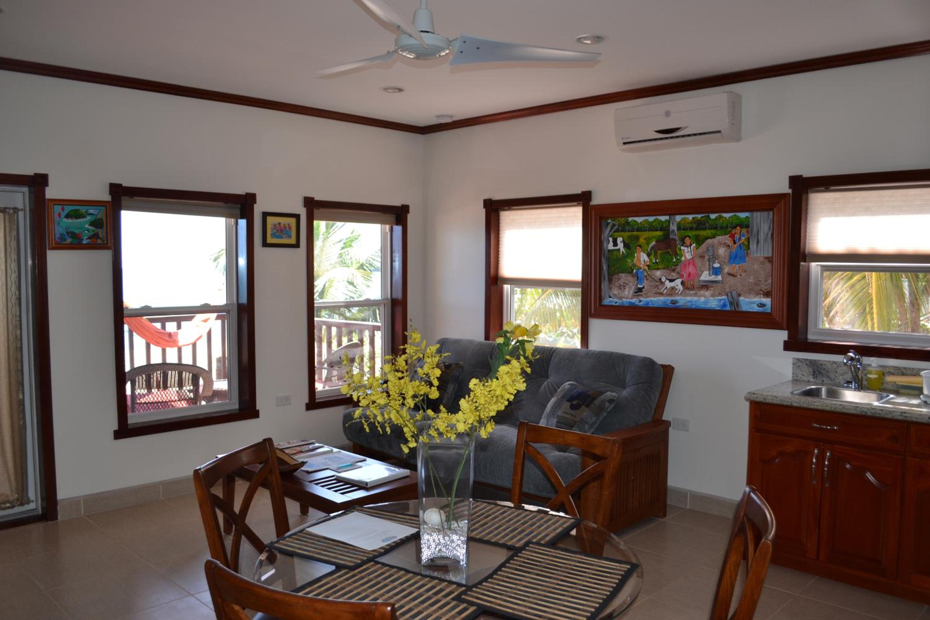 One Bedroom Ocean Front Suite photo 2