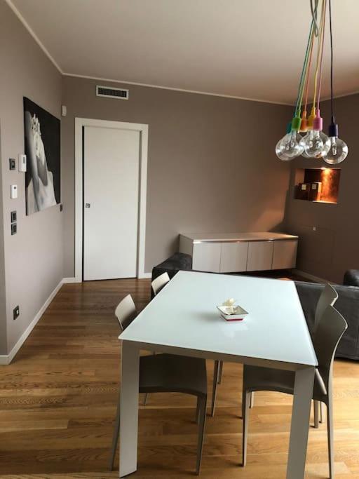One-Bedroom House photo 2