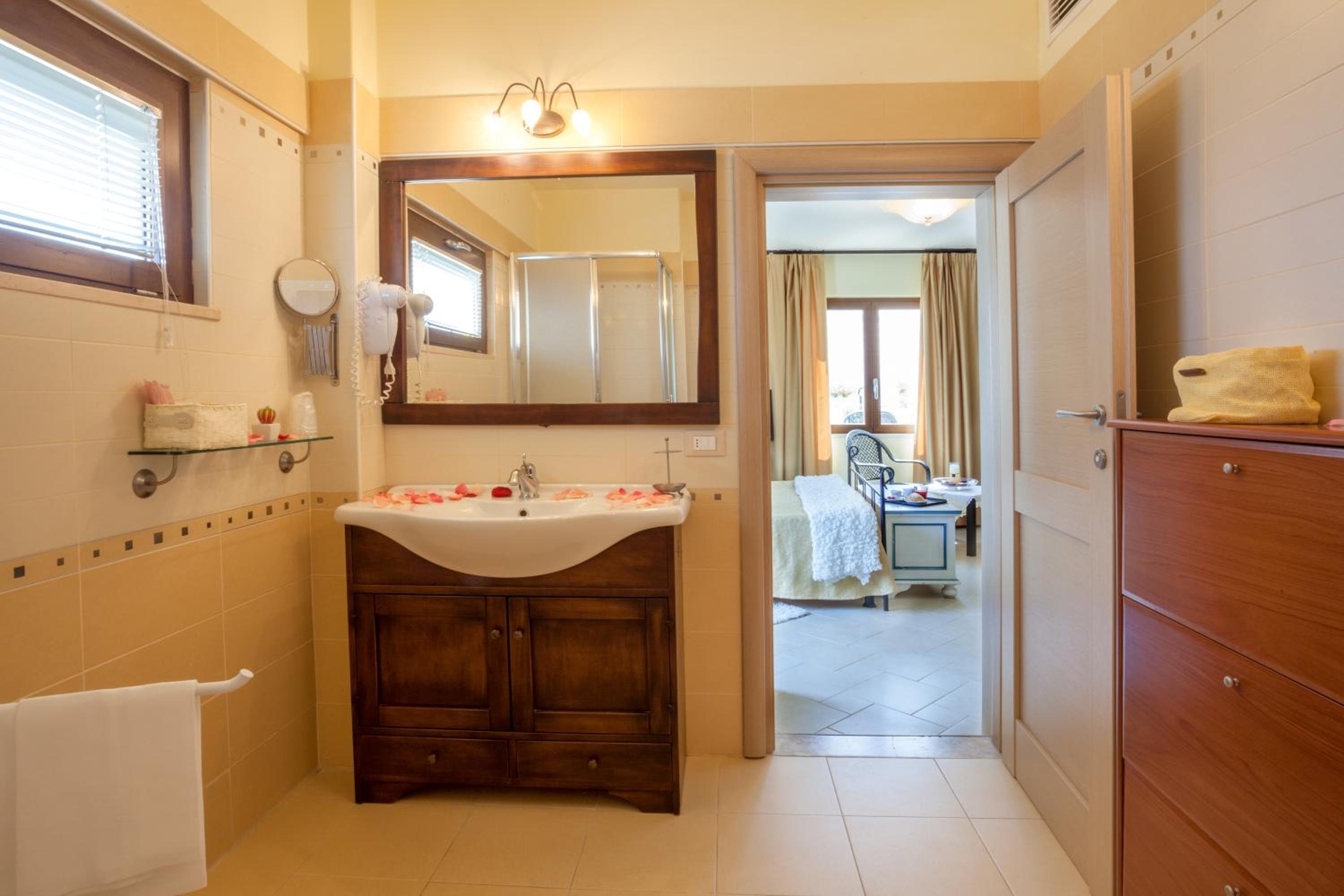 Junior Suite with Sea View photo 3