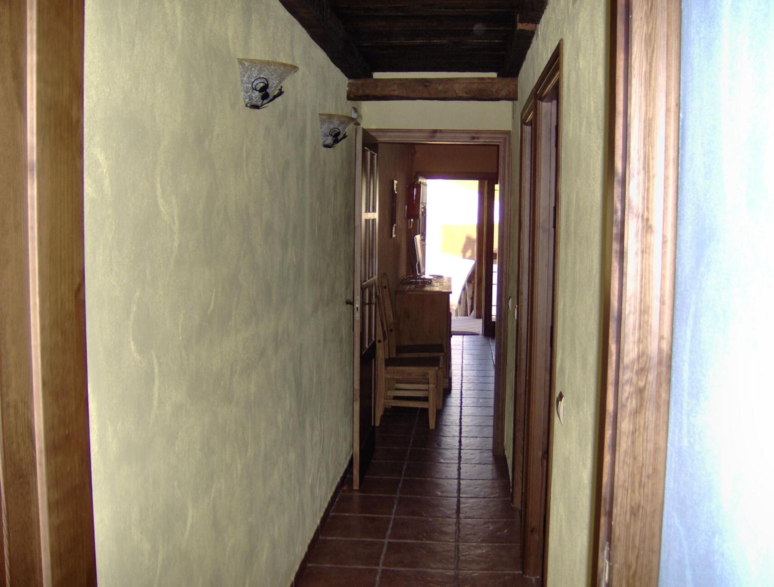 Three-Bedroom House photo 2