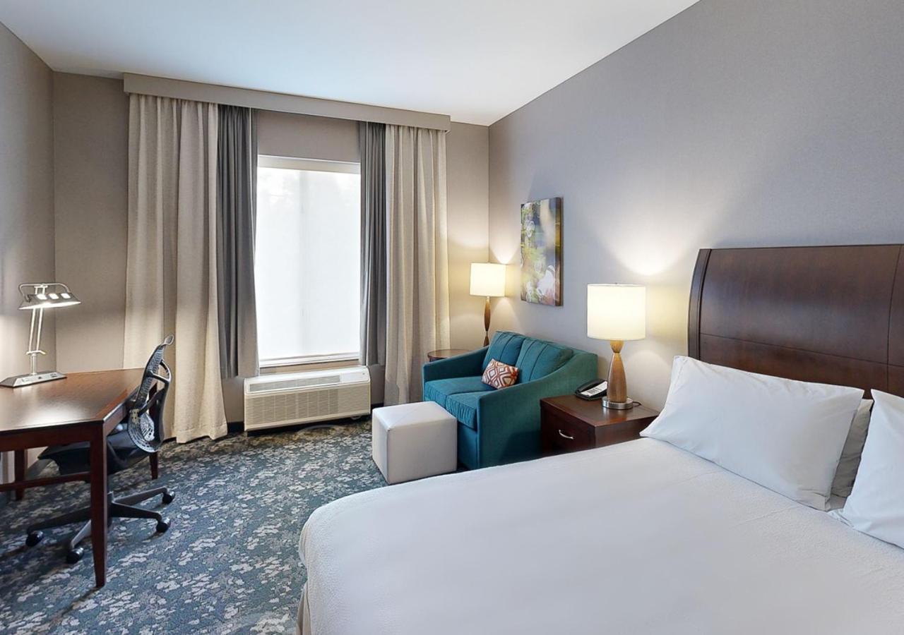 Premium King Room with Sofa Bed