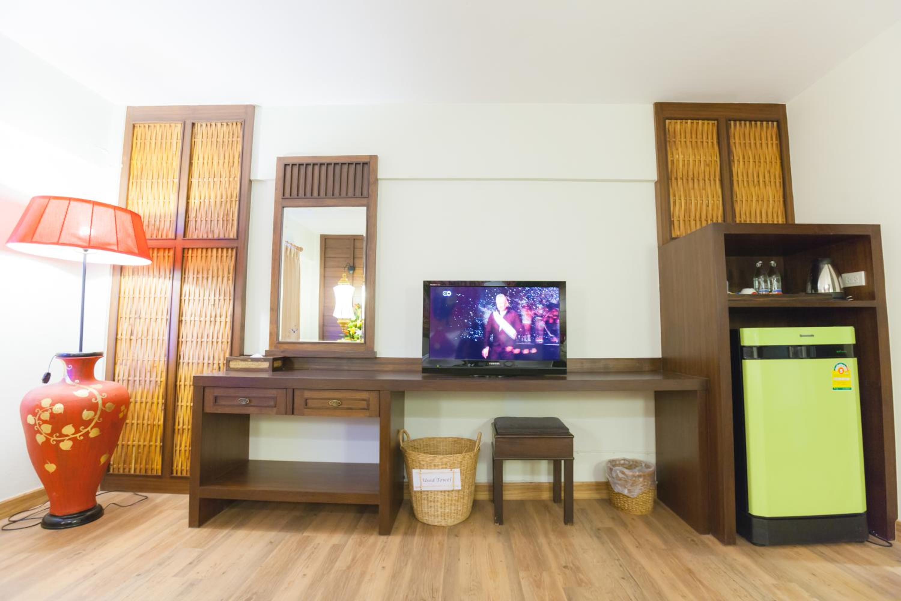Grand Lanna King Room - Photo 9