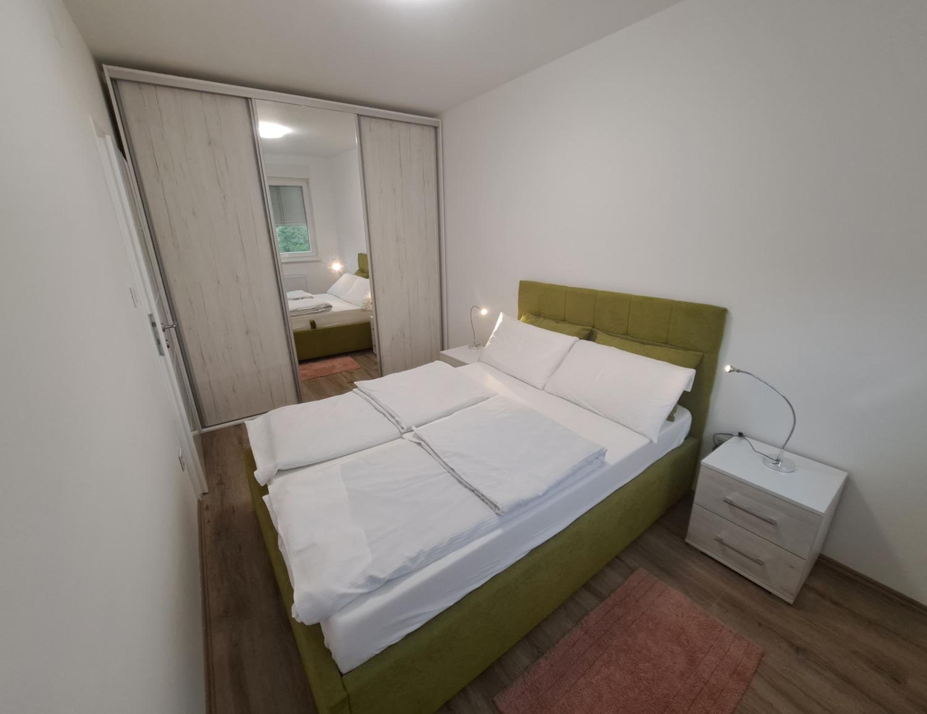 One-Bedroom Apartment with Park View photo 1