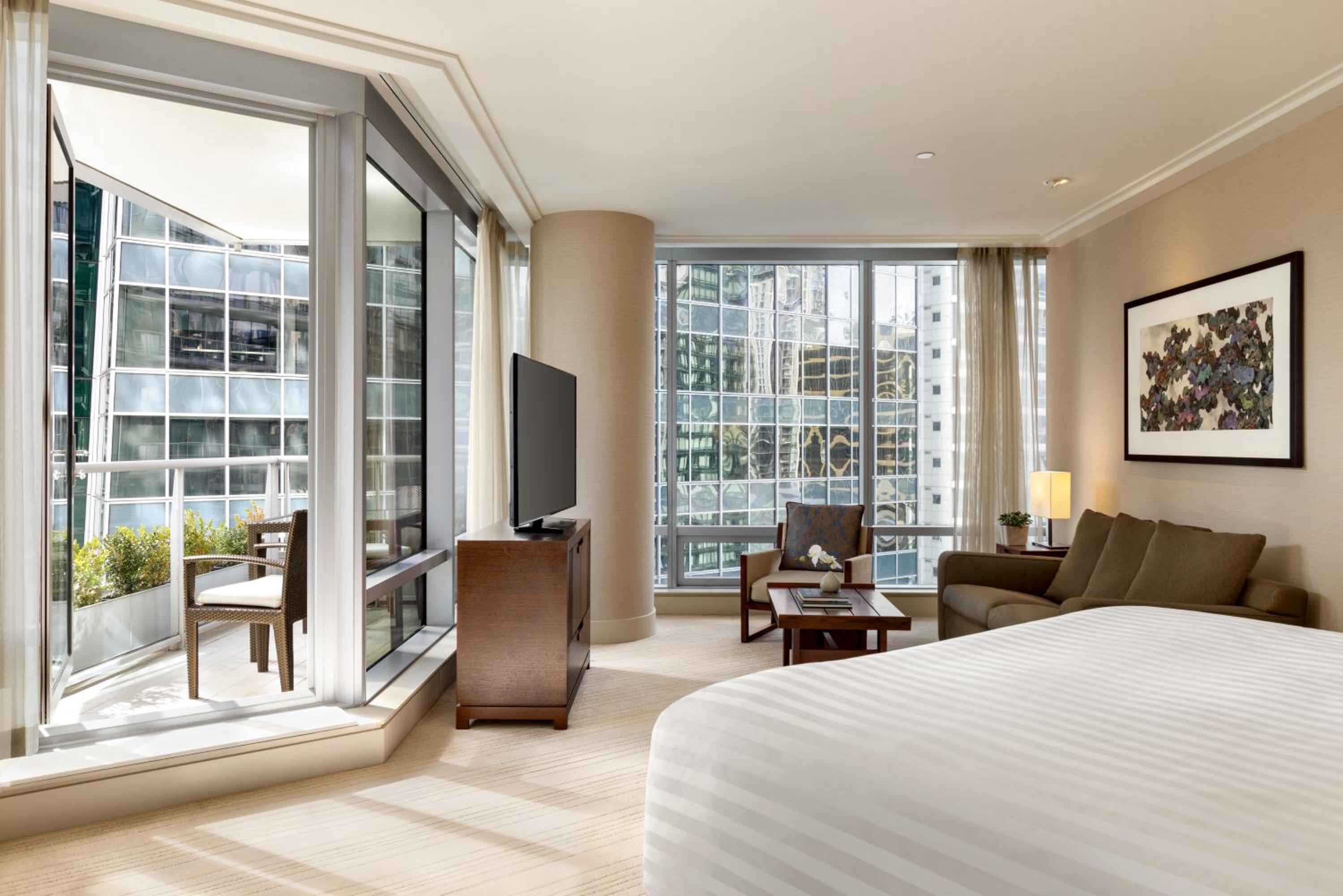 Junior King Suite with Balcony