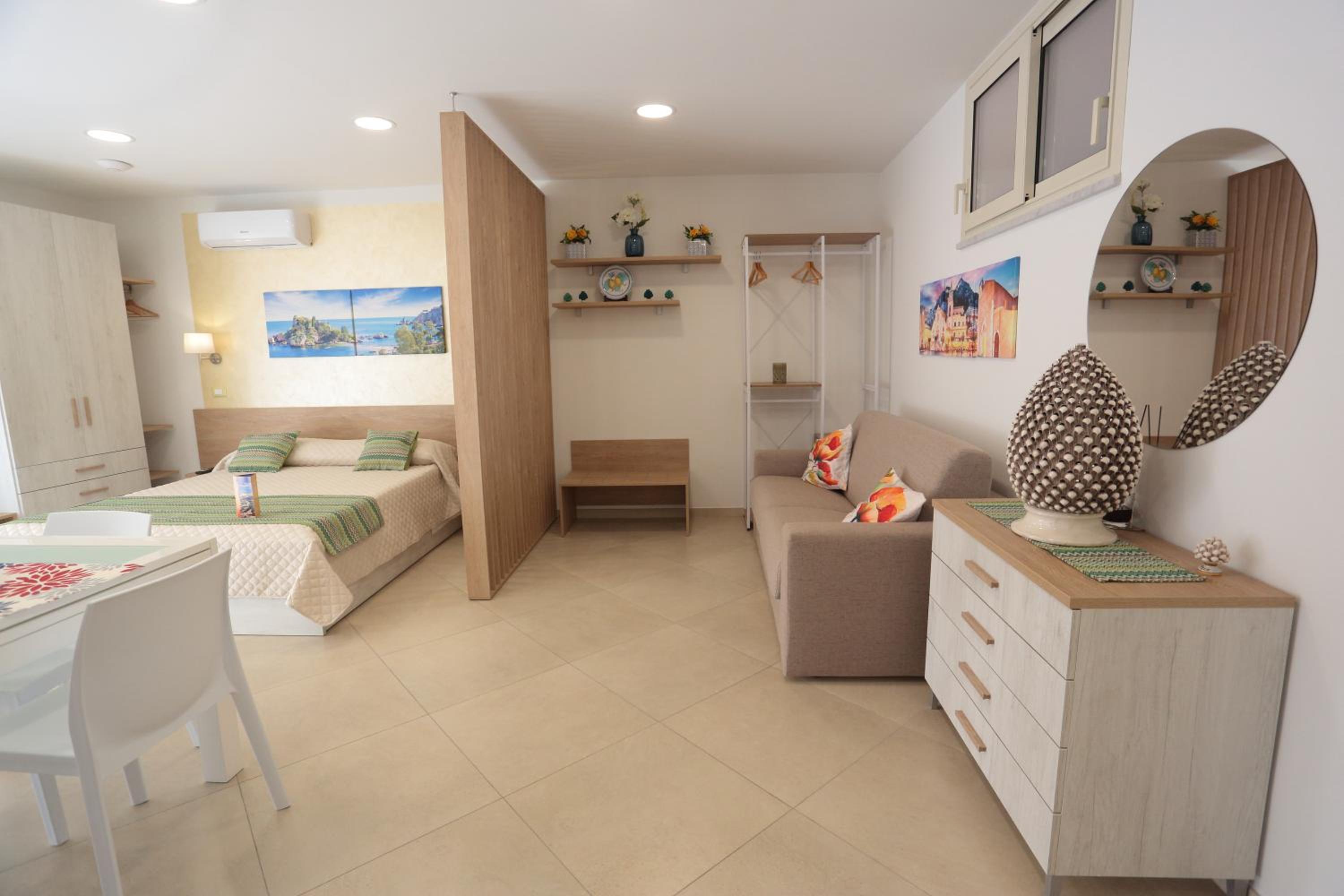 Penthouse Apartment photo 2