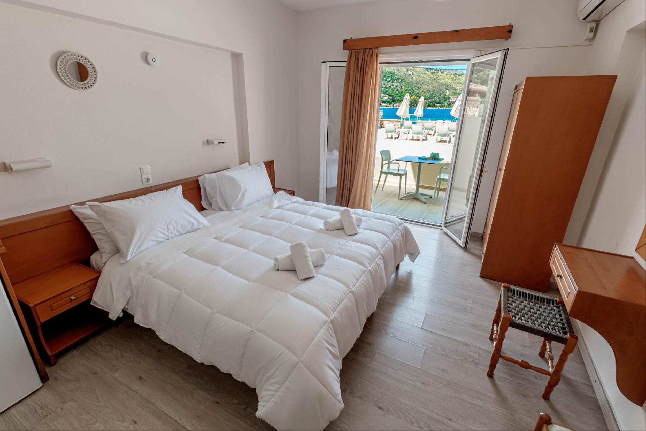 Studio with Sea View