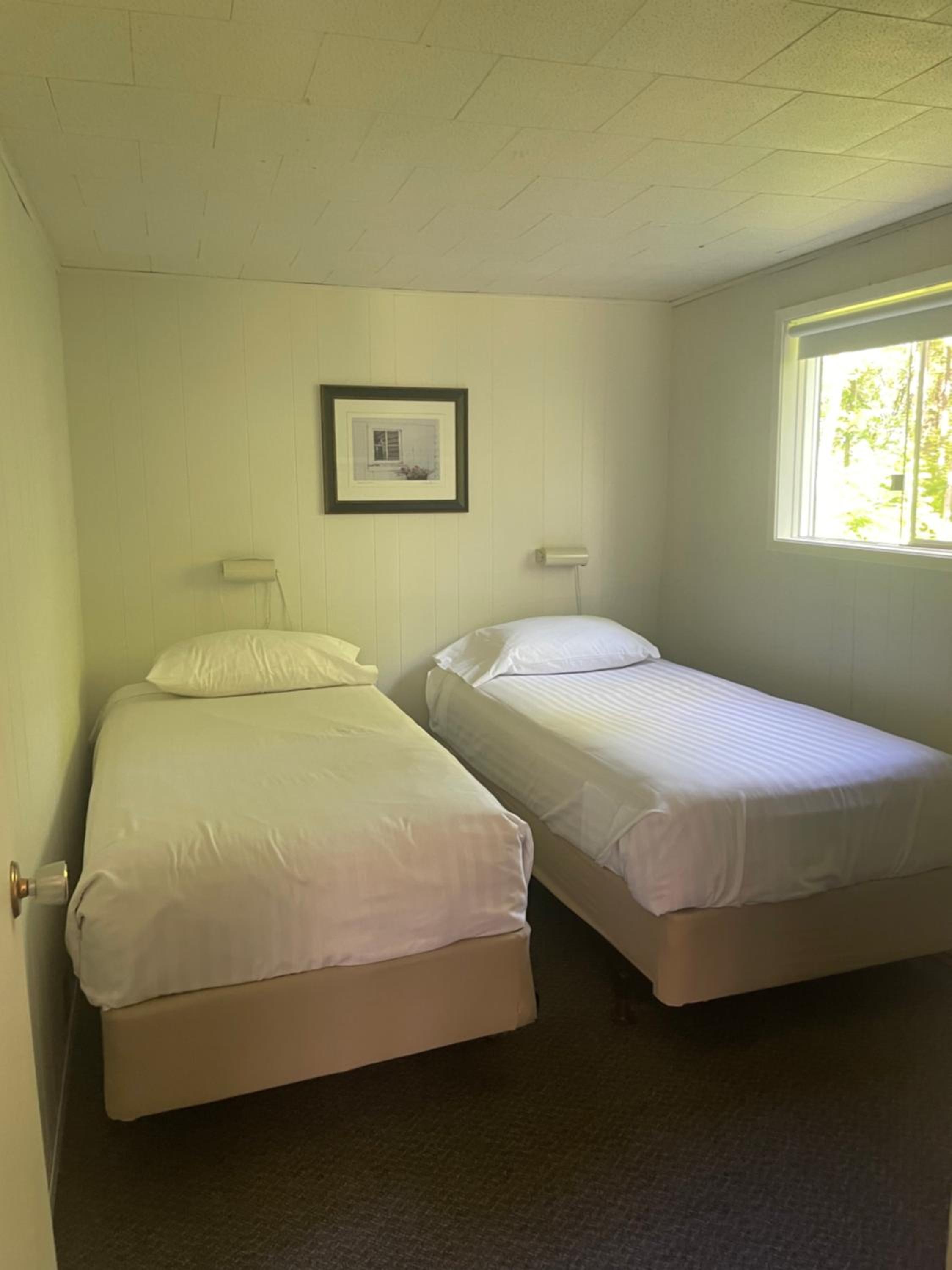 Three-Bedroom Cottage photo 3