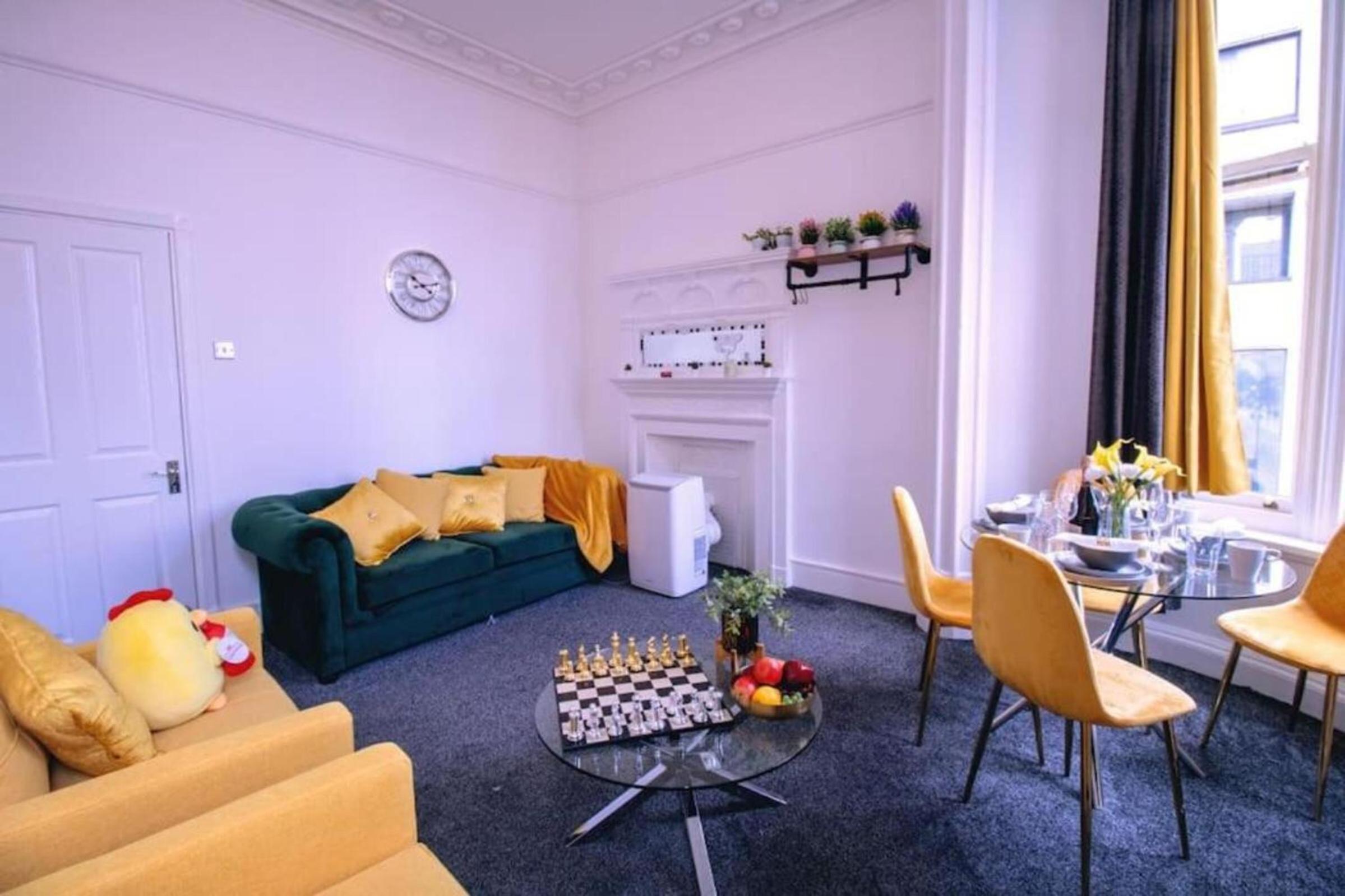 Apartment photo 1