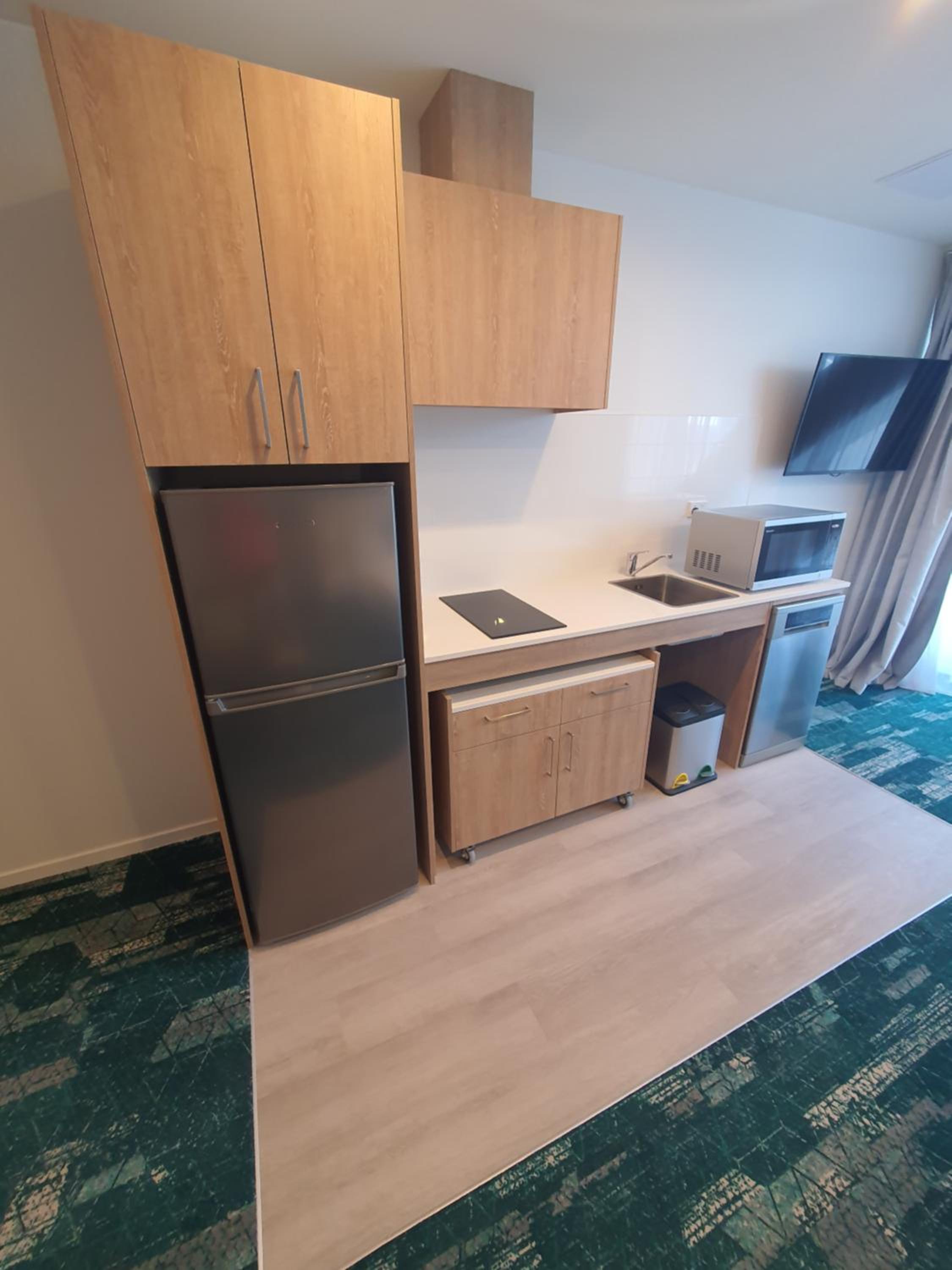 Studio Apartment - Accessible - Photo 8