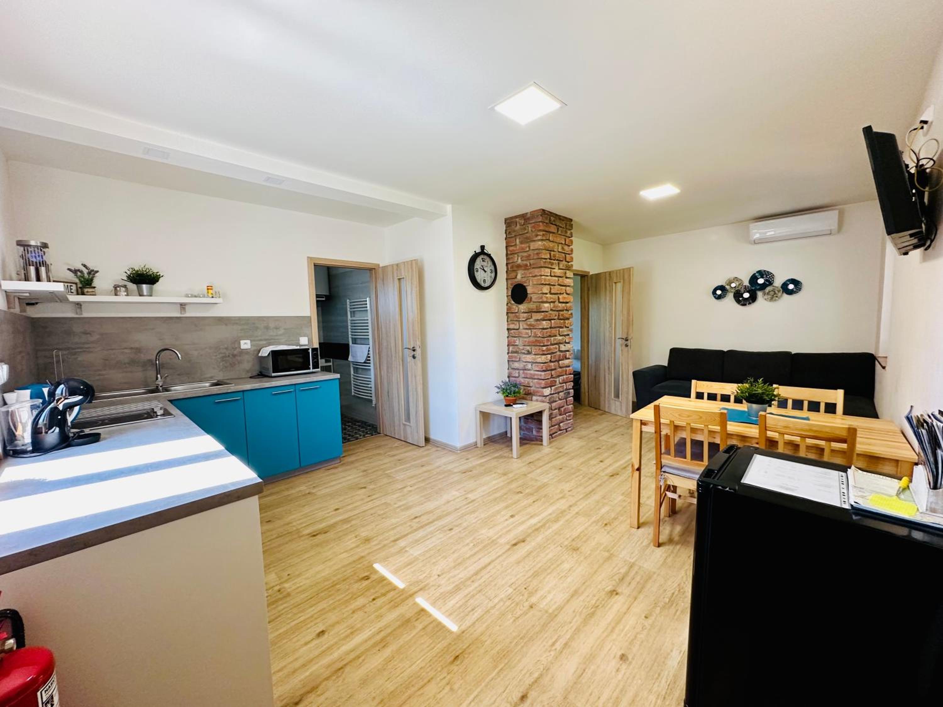 Deluxe Apartment