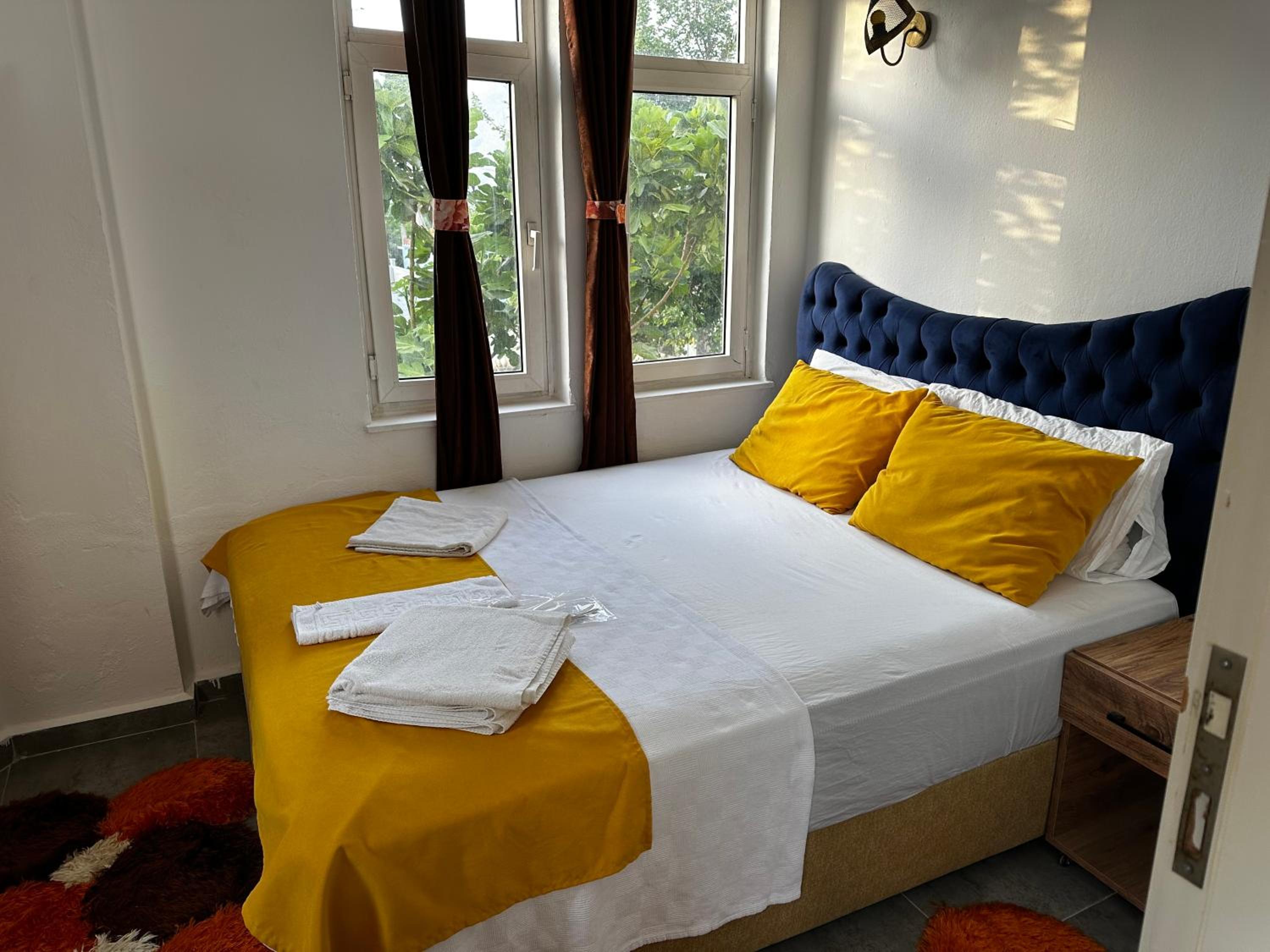 Studio with Garden View - Photo 8