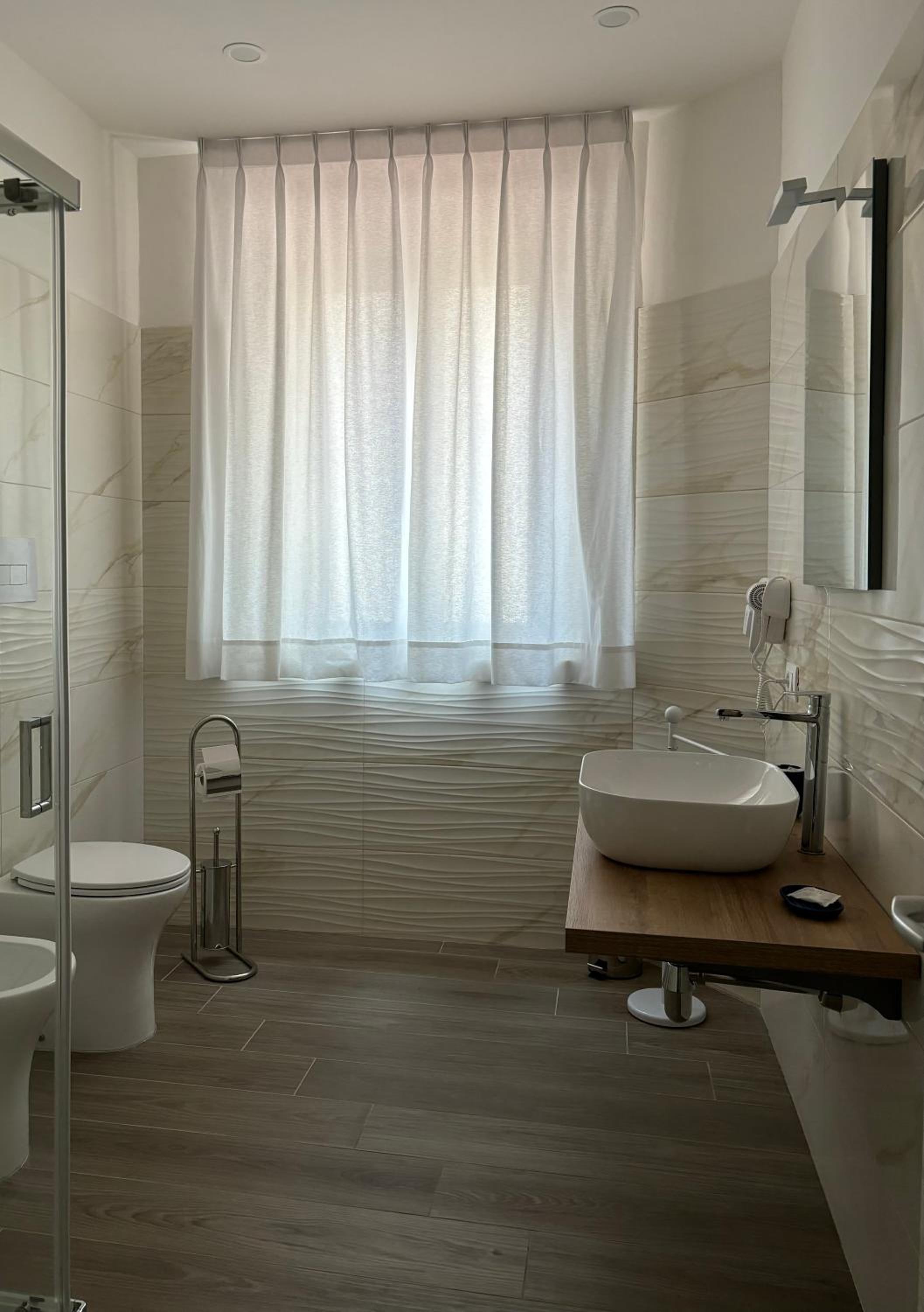 Superior Quadruple Room photo 2
